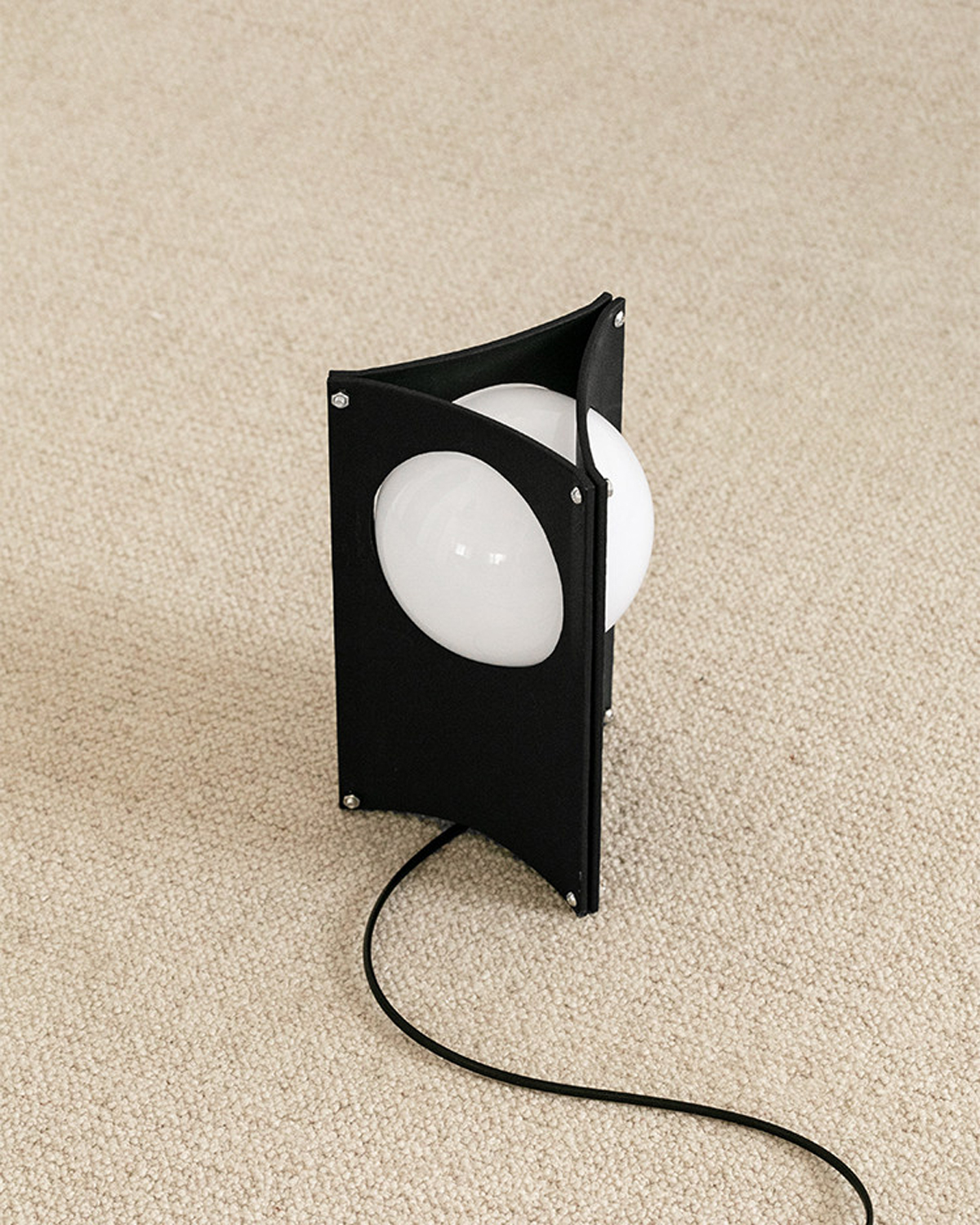 Momo Glow Table Lamp