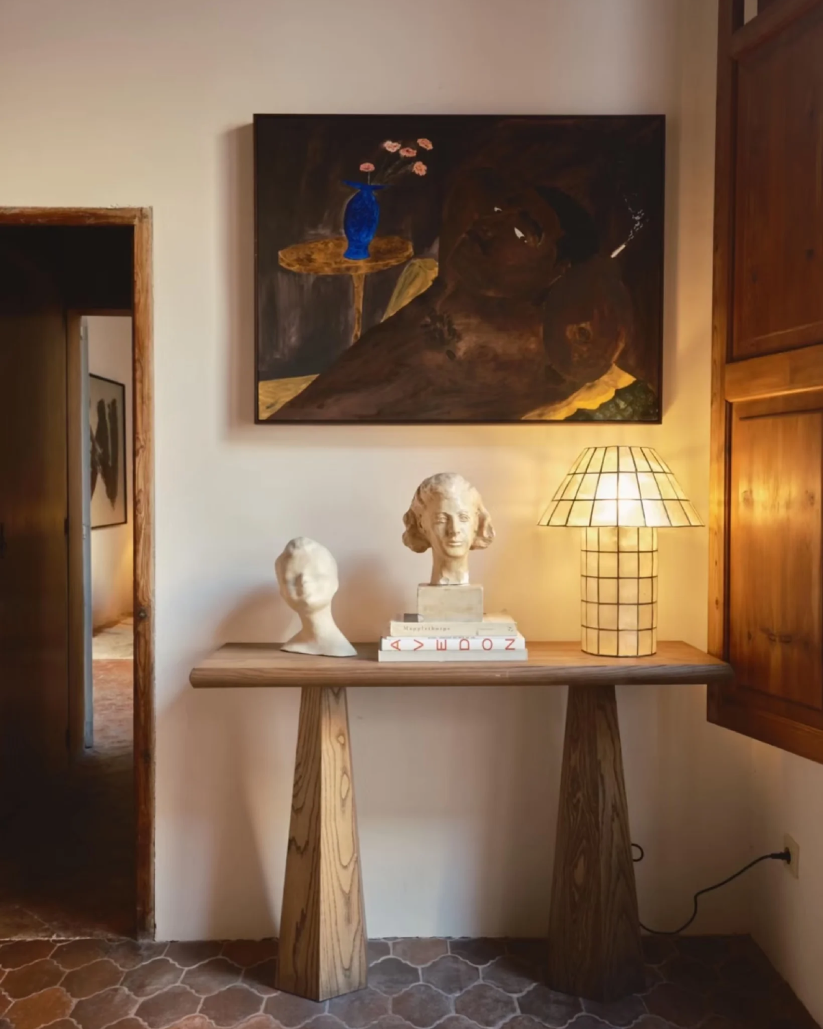 Moonveil Shell Table Lamp