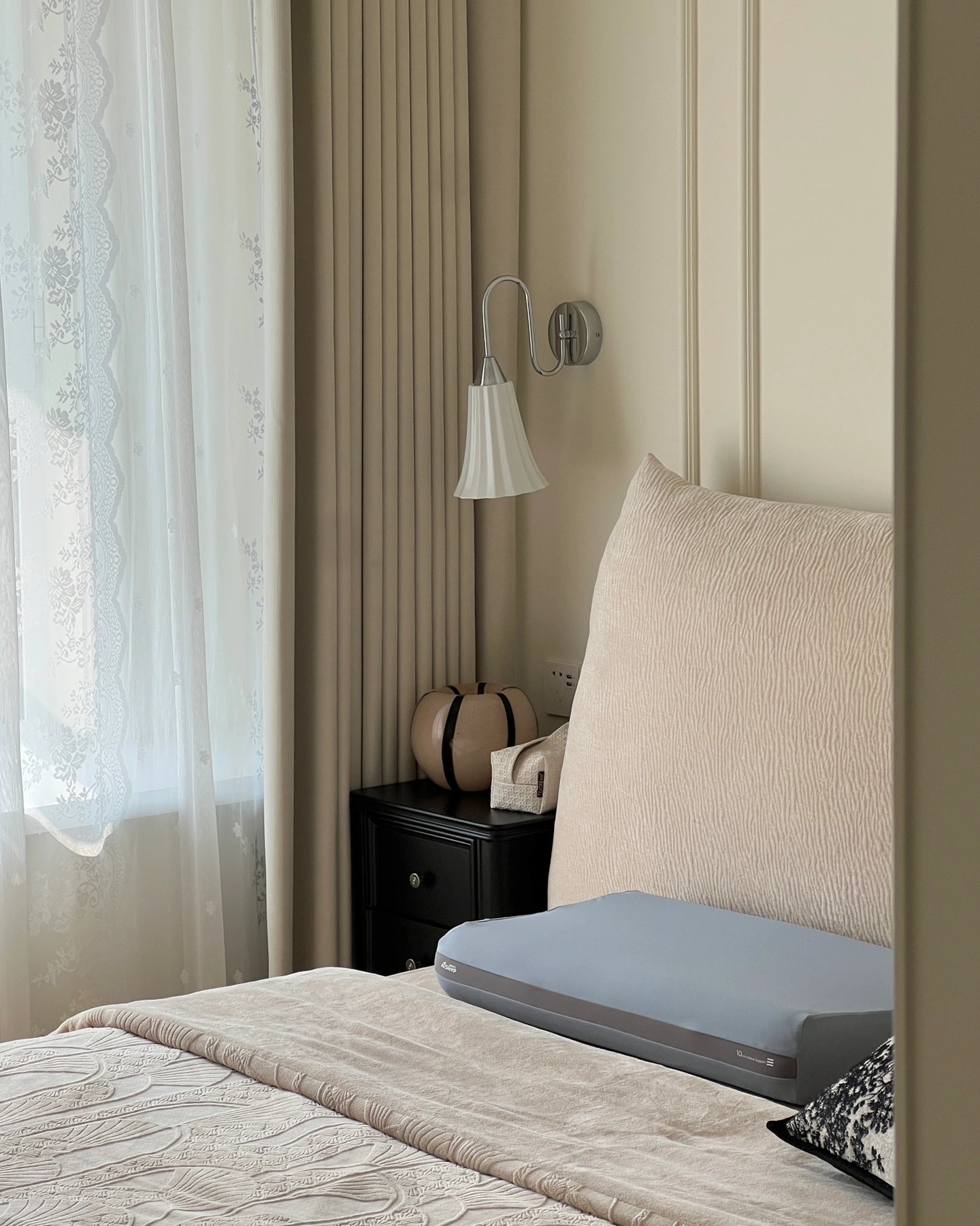 Morning Glory Wall Light