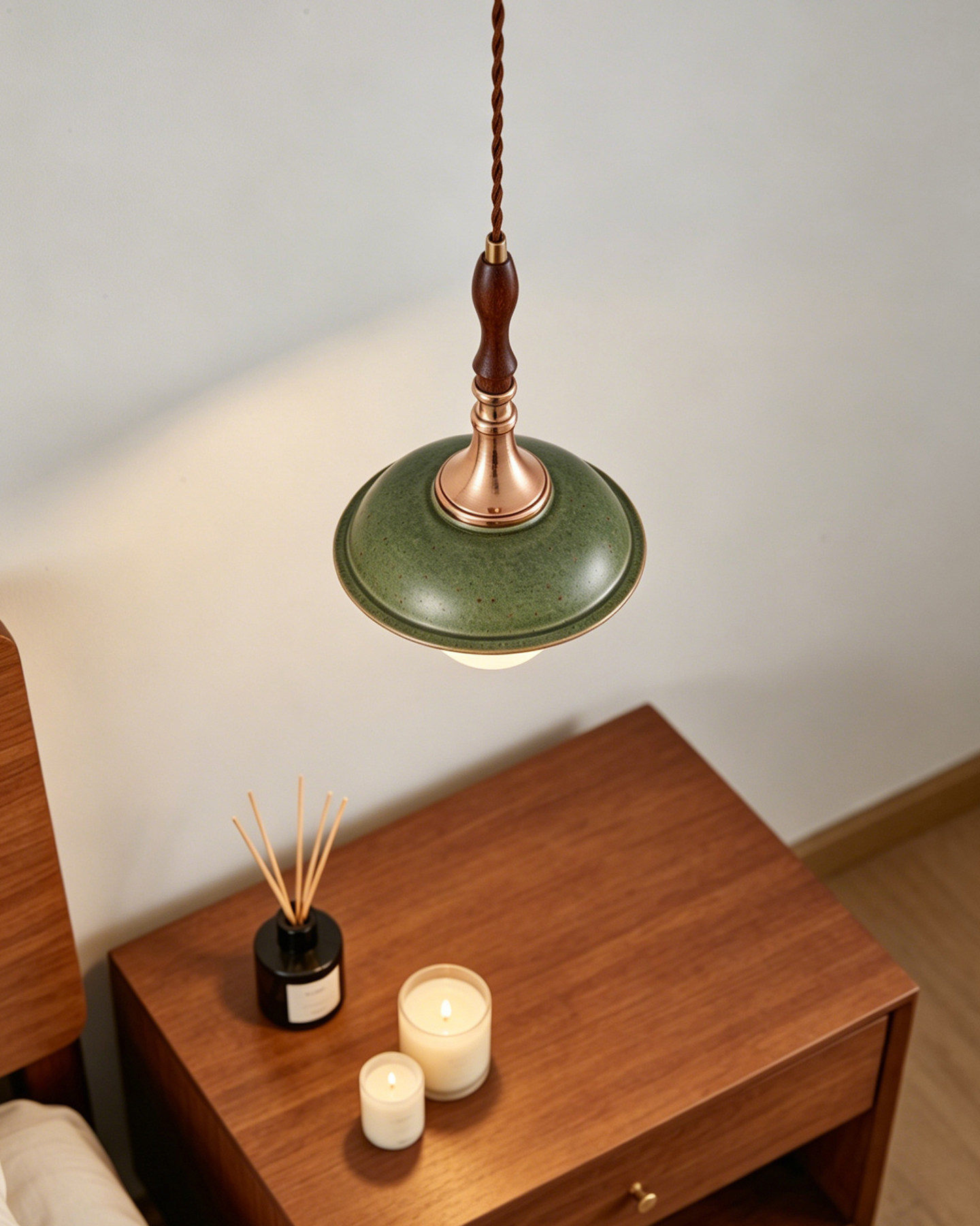Moss Reverie Pendant Lamp