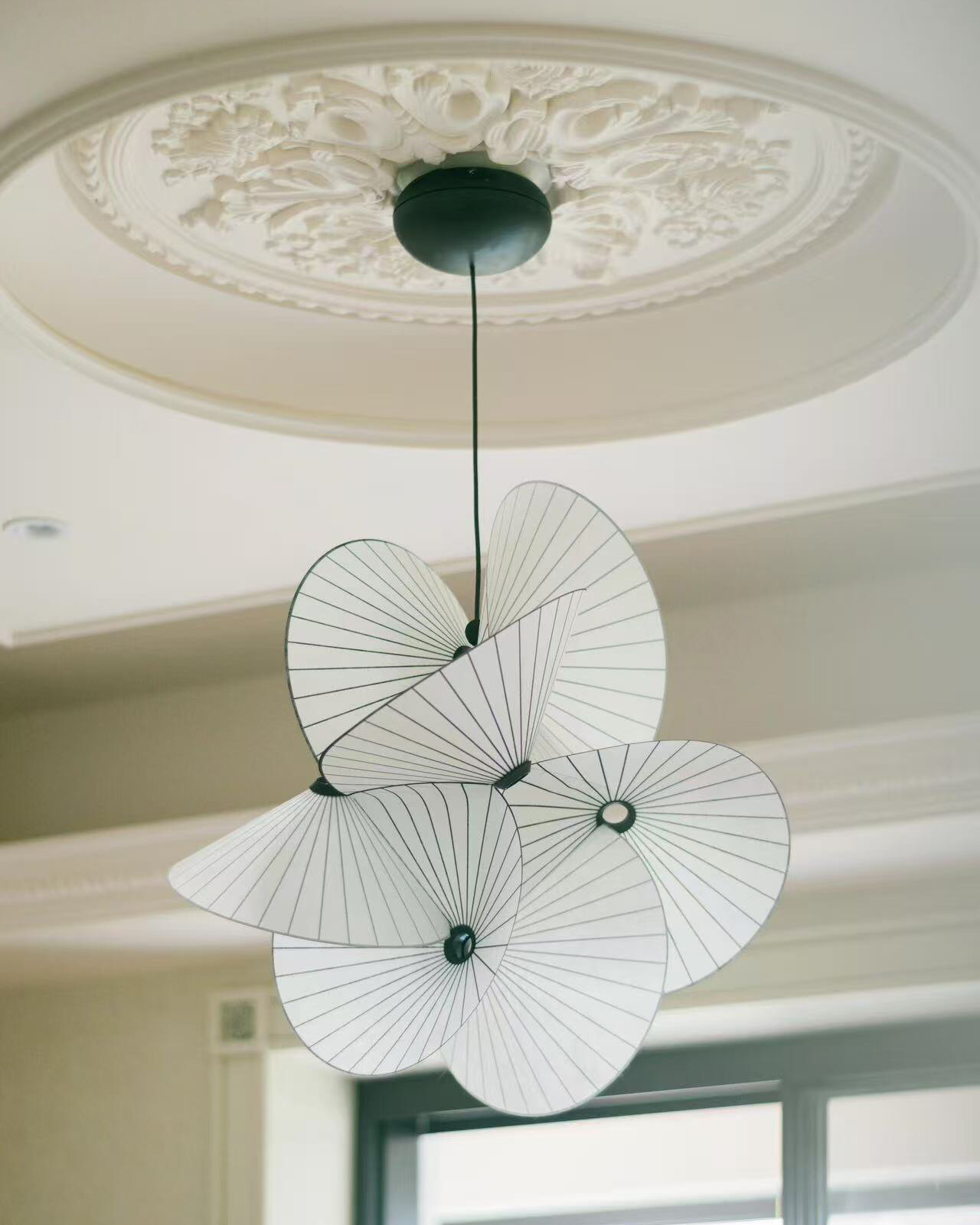 Murmur Paper Art Pendant Light