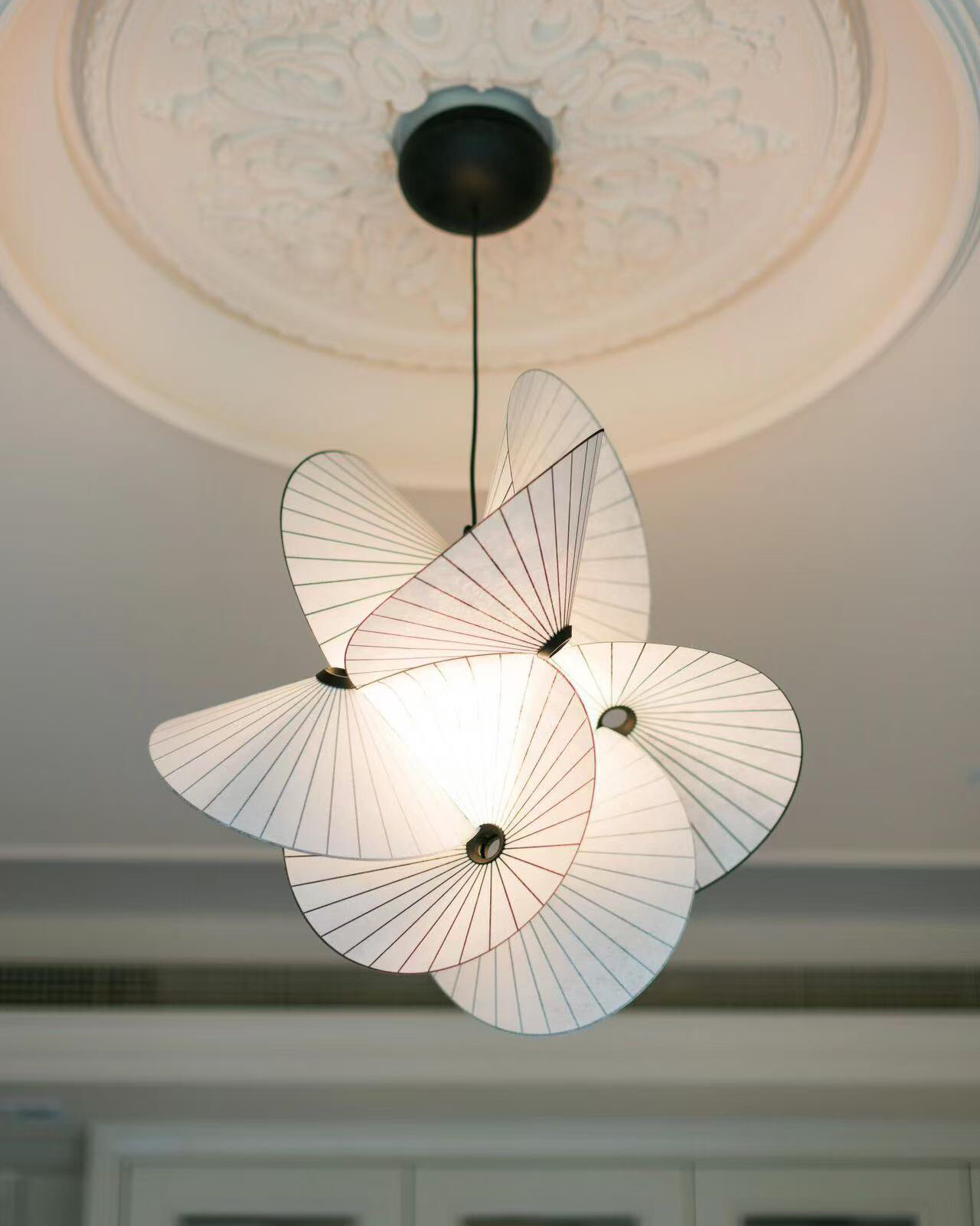 Murmur Paper Art Pendant Light