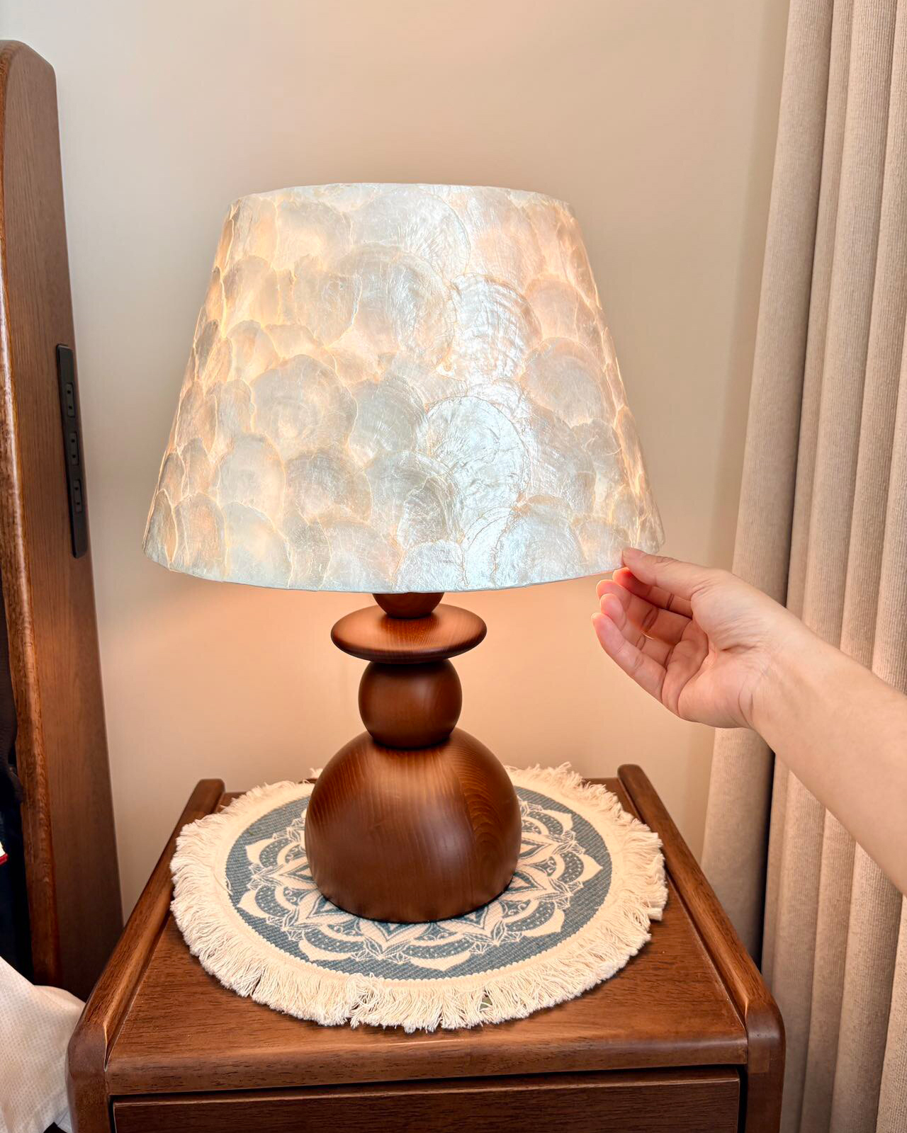 Nacre Shell Table Lamp