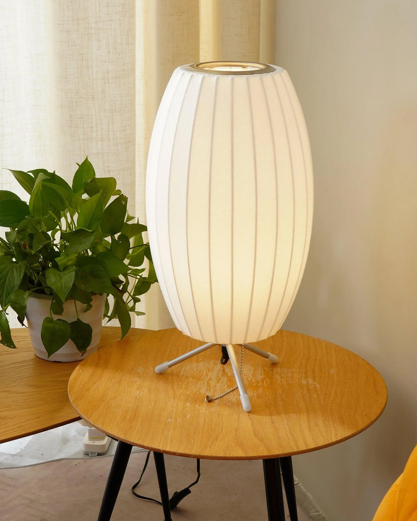 Nelson Tripod Table Lamp
