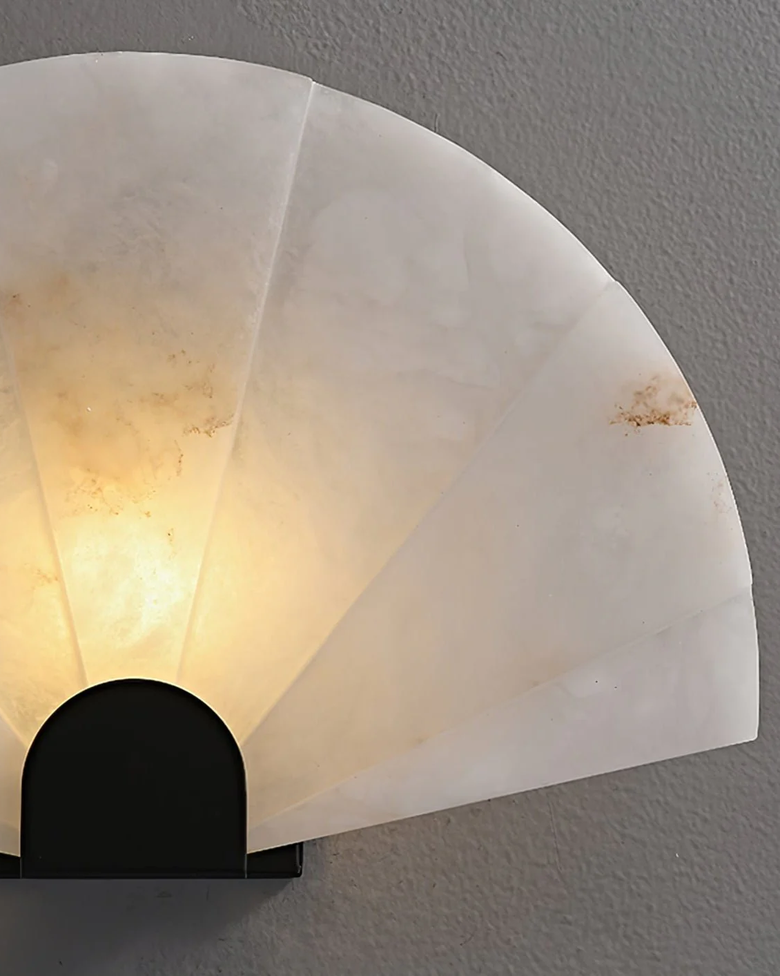 Nevora Alabaster Wall Lamp