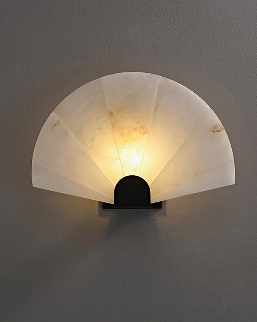Nevora Alabaster Wall Lamp