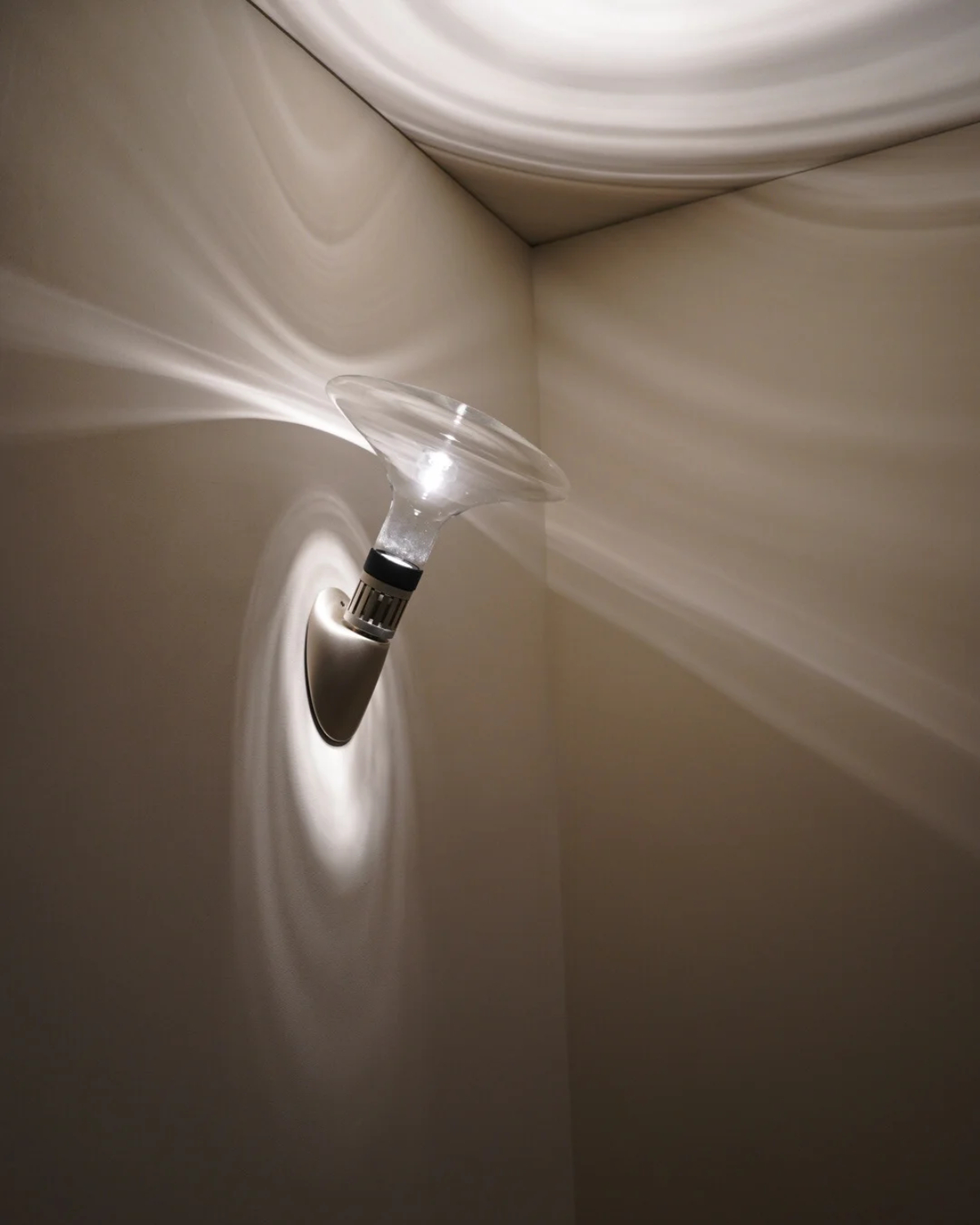 Nimbus Glass Wall Sconce