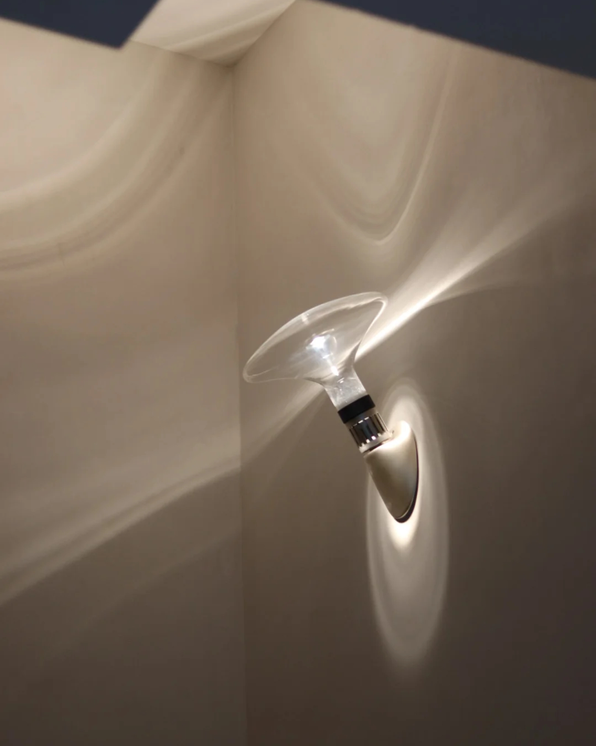 Nimbus Glass Wall Sconce