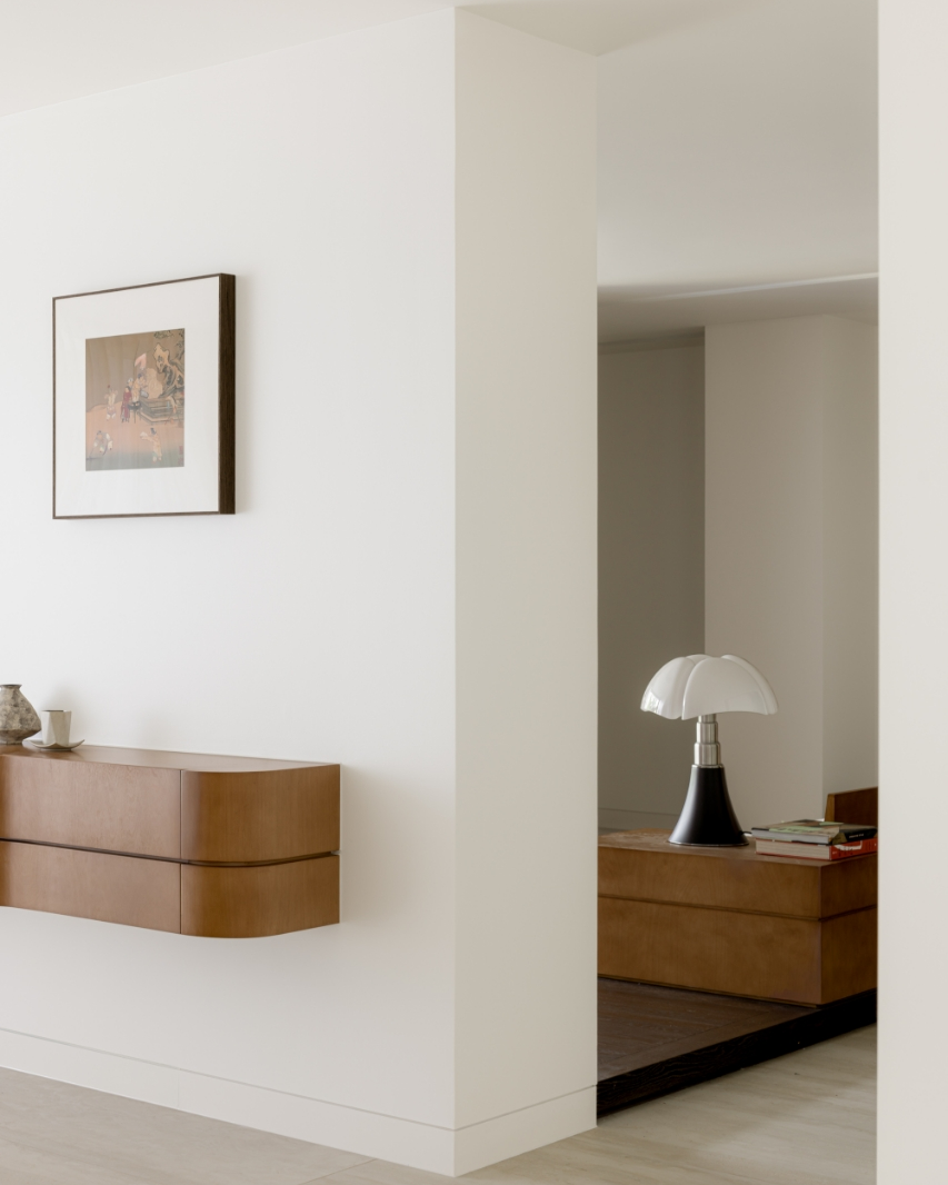 Noctivola Table Lamp