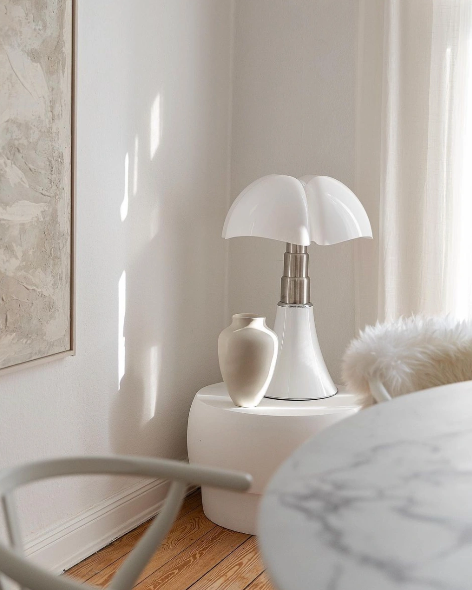 Noctivola Table Lamp