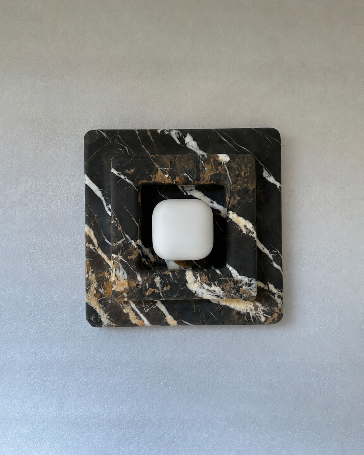 Strata Stone Wall Sconce