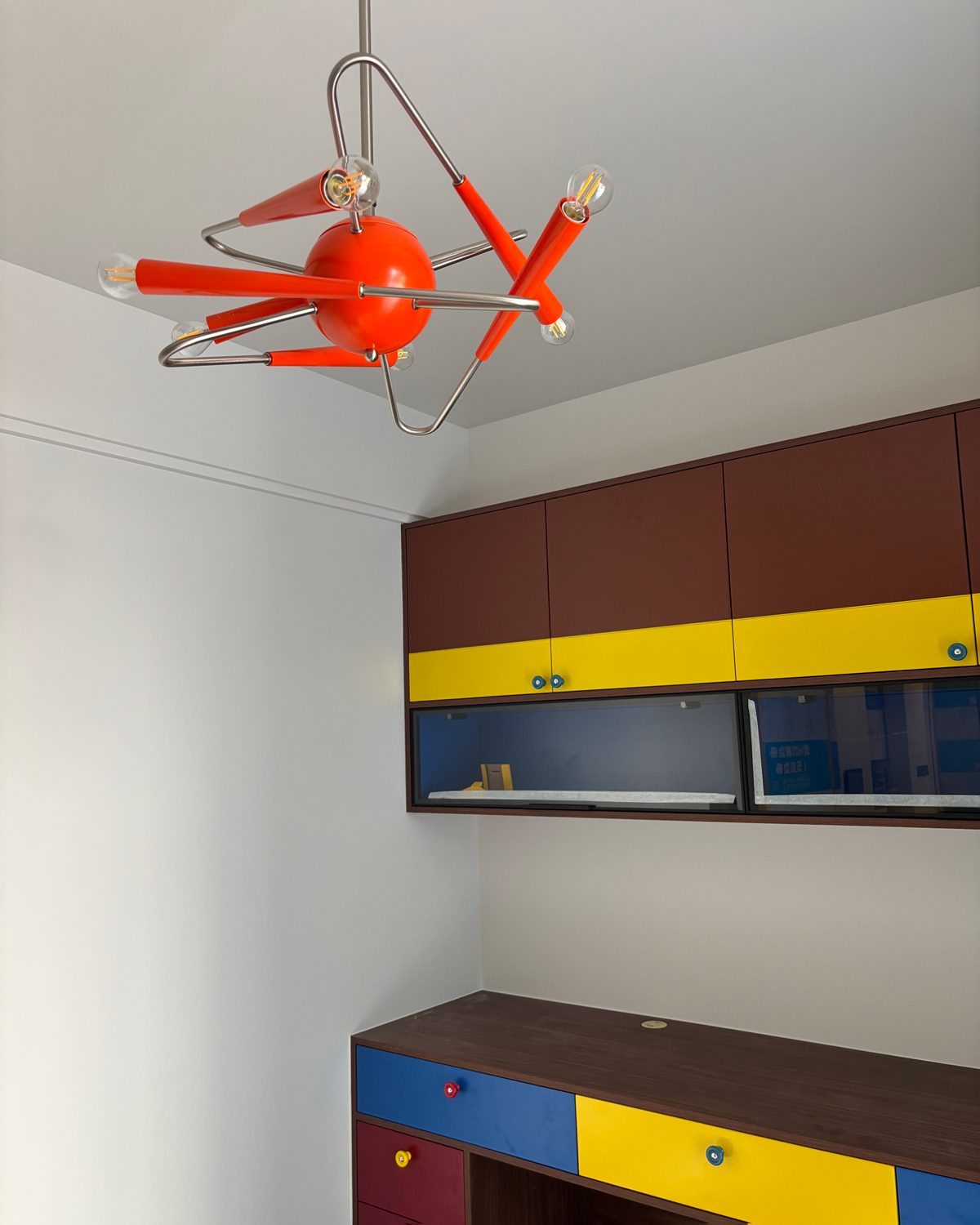 Nova Loop Chandelier