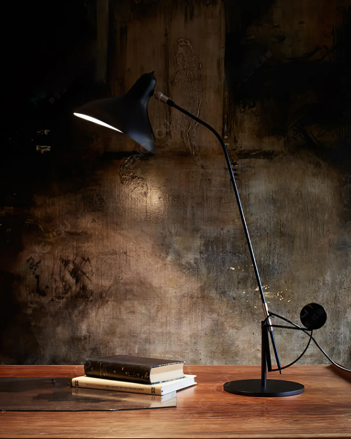 Oculus Arm Table Lamp