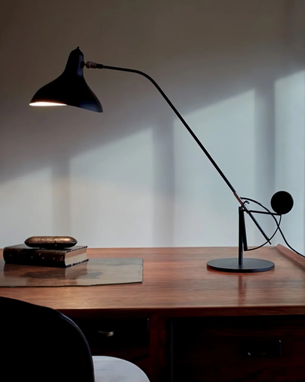 Oculus Arm Table Lamp