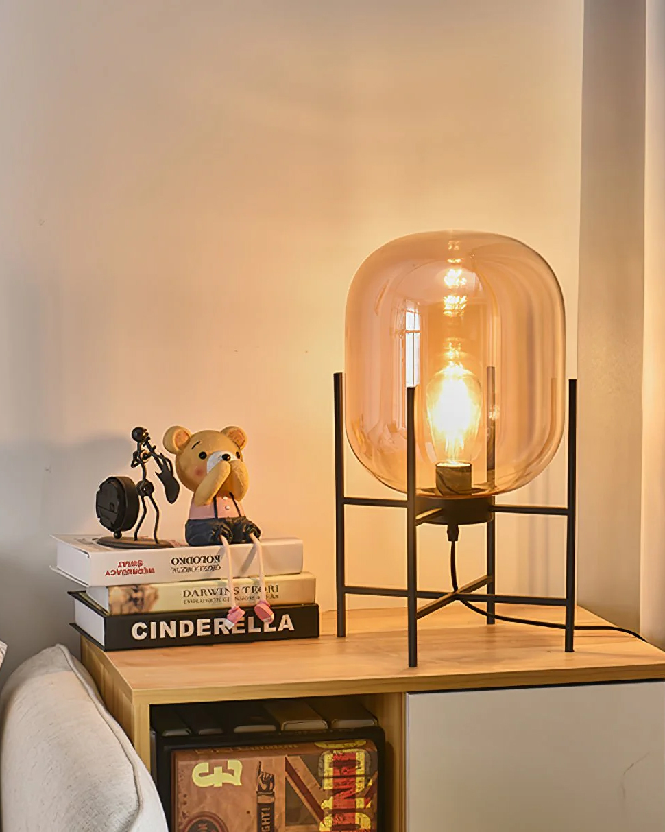Oda Table Lamp