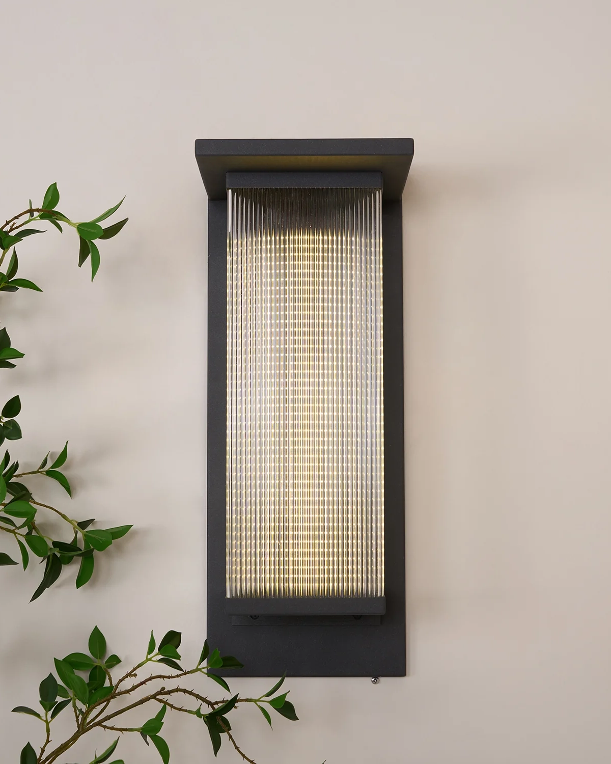 Oleron Box Outdoor Wall Lamp