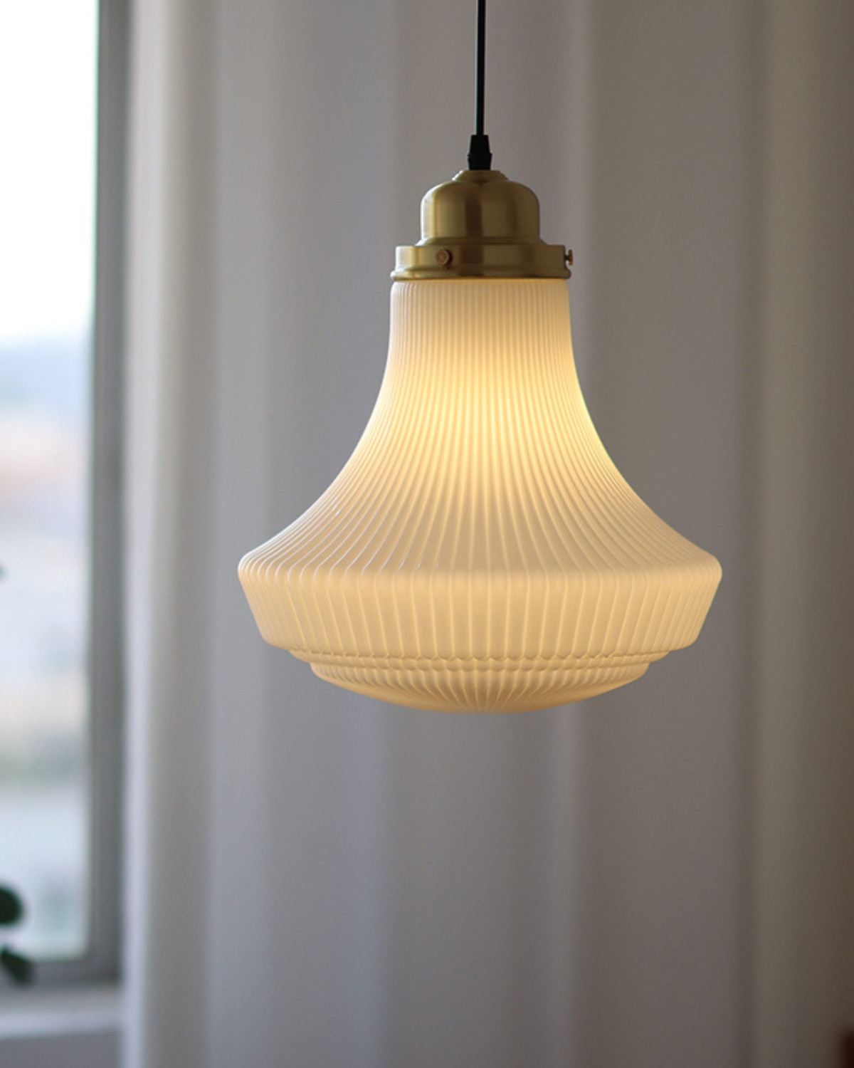 Ondelle Pendant Light