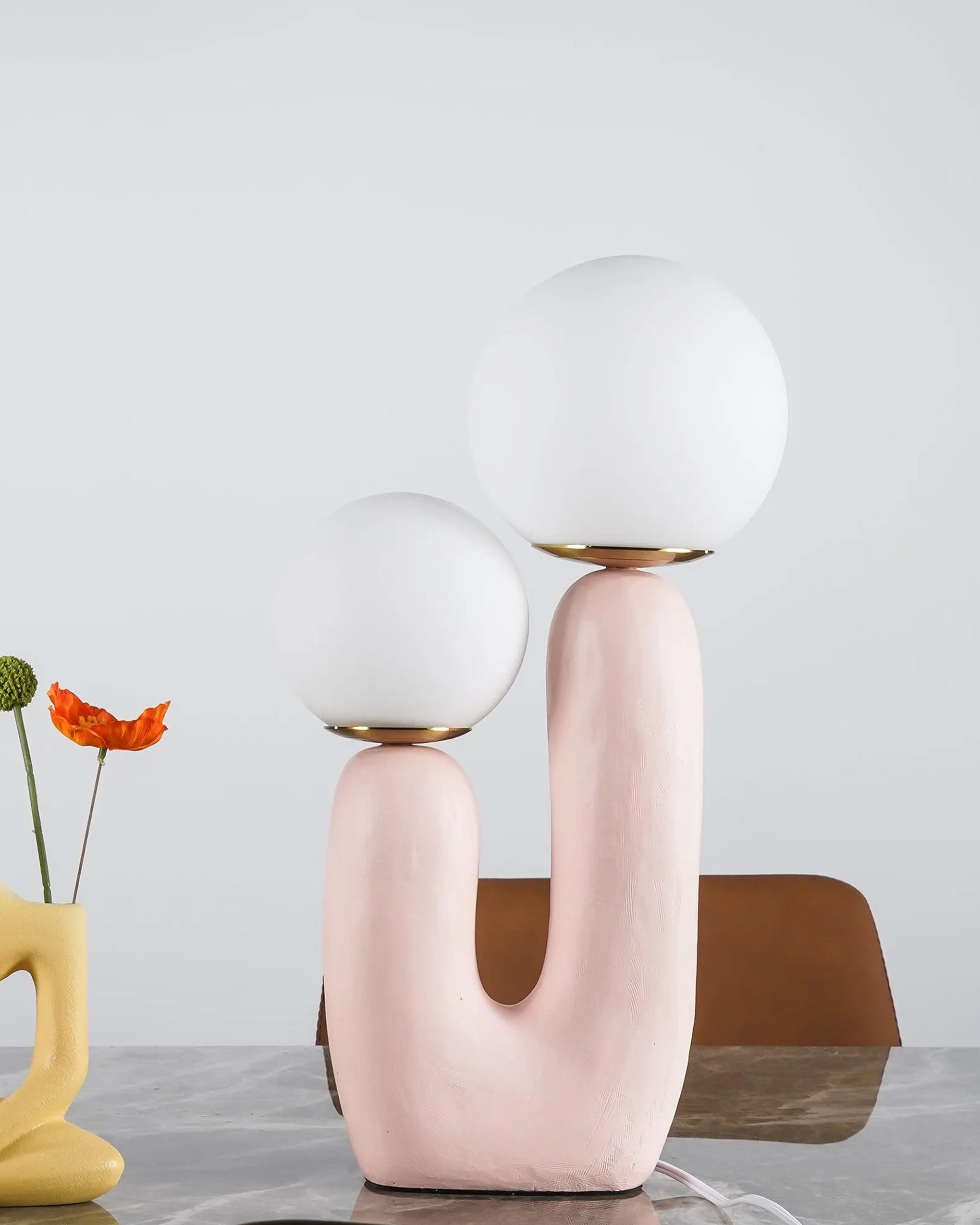 Oo Rough Table Lamp-elegalight