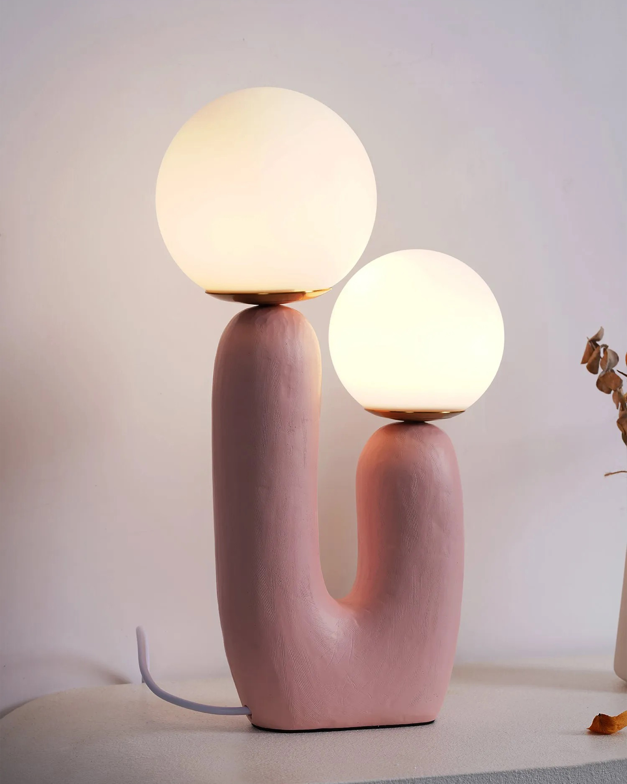 Oo Rough Table Lamp-elegalight