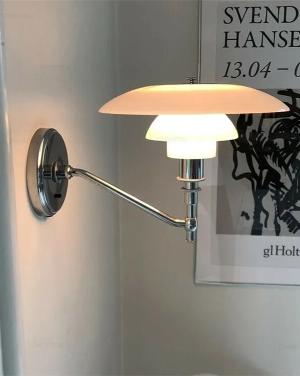 Opaline Layers Wall Lamp