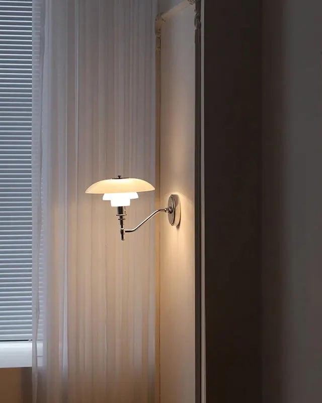 Opaline Layers Wall Lamp
