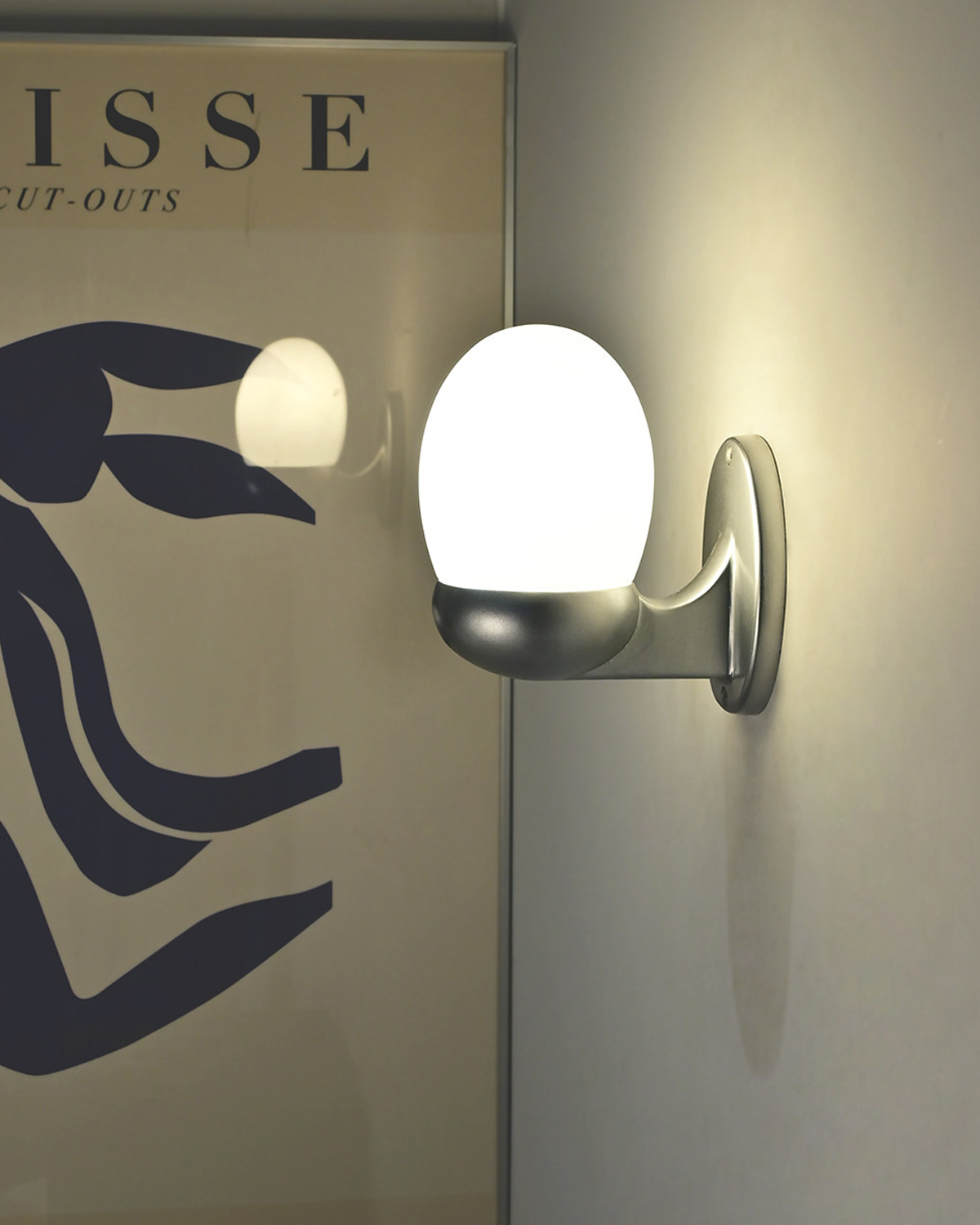 Ovo Glass Wall Sconce