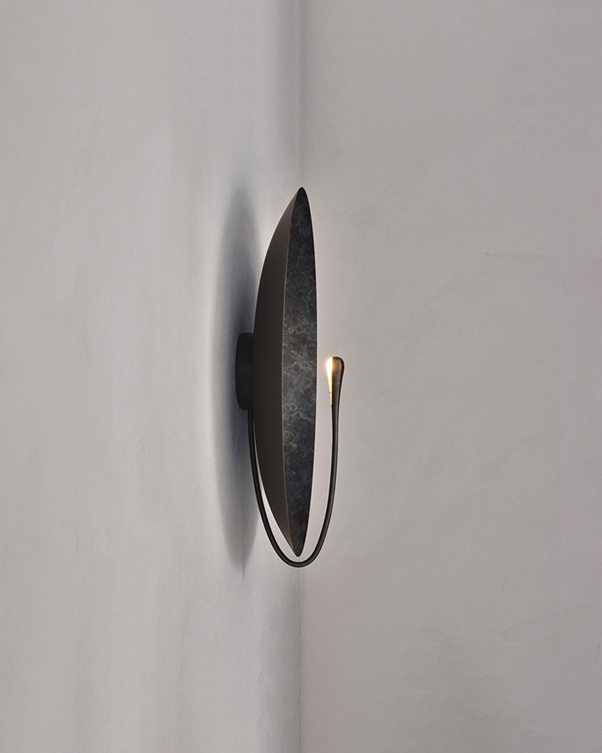 Palais Disc Wall Light