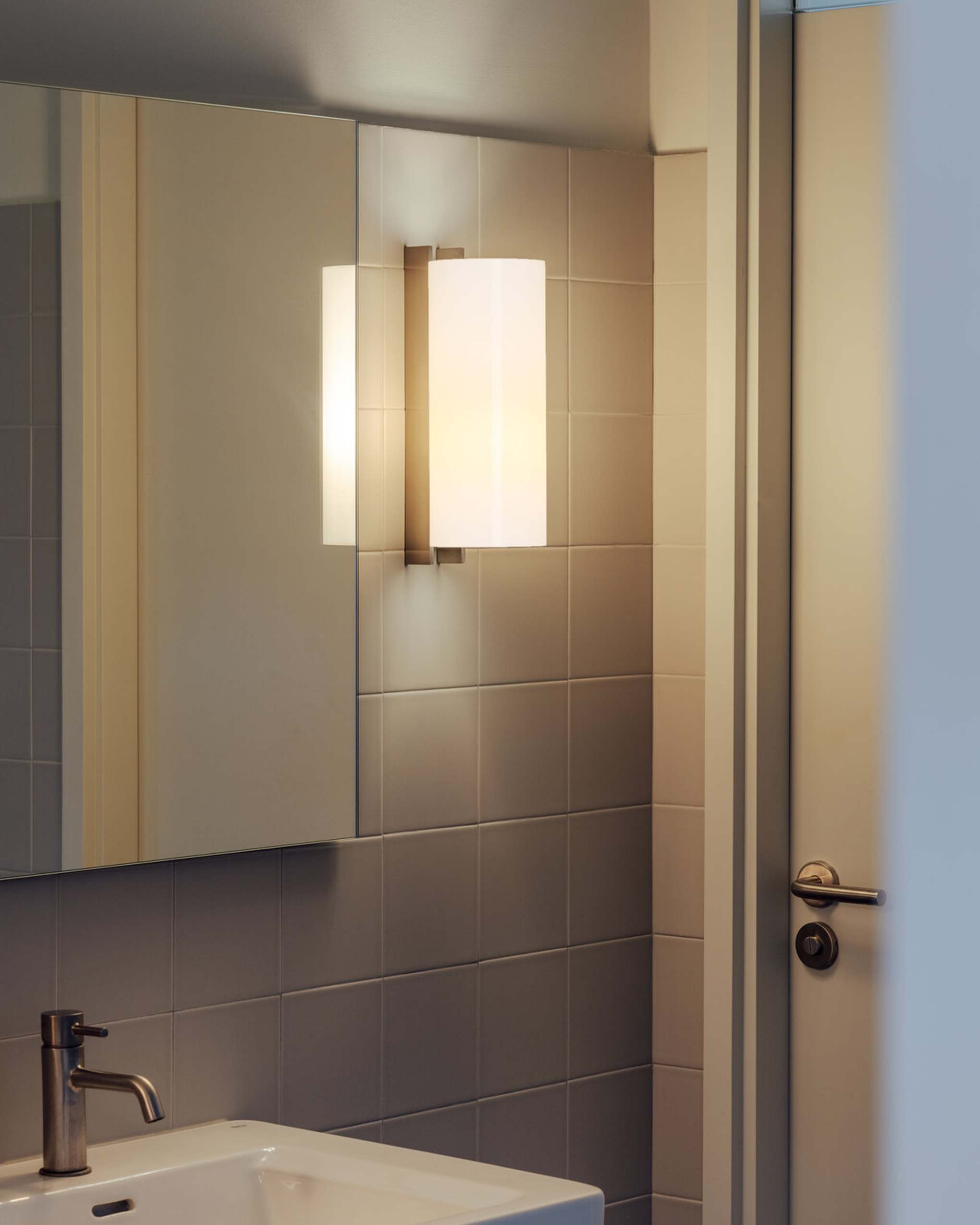  Parchment Paper Wall Lamp