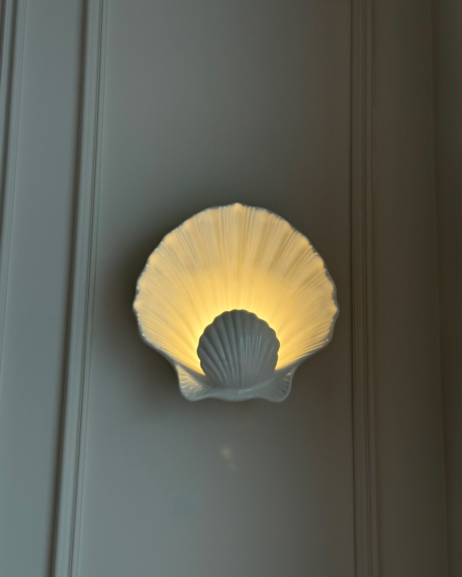 Pearl Tide Wall Light