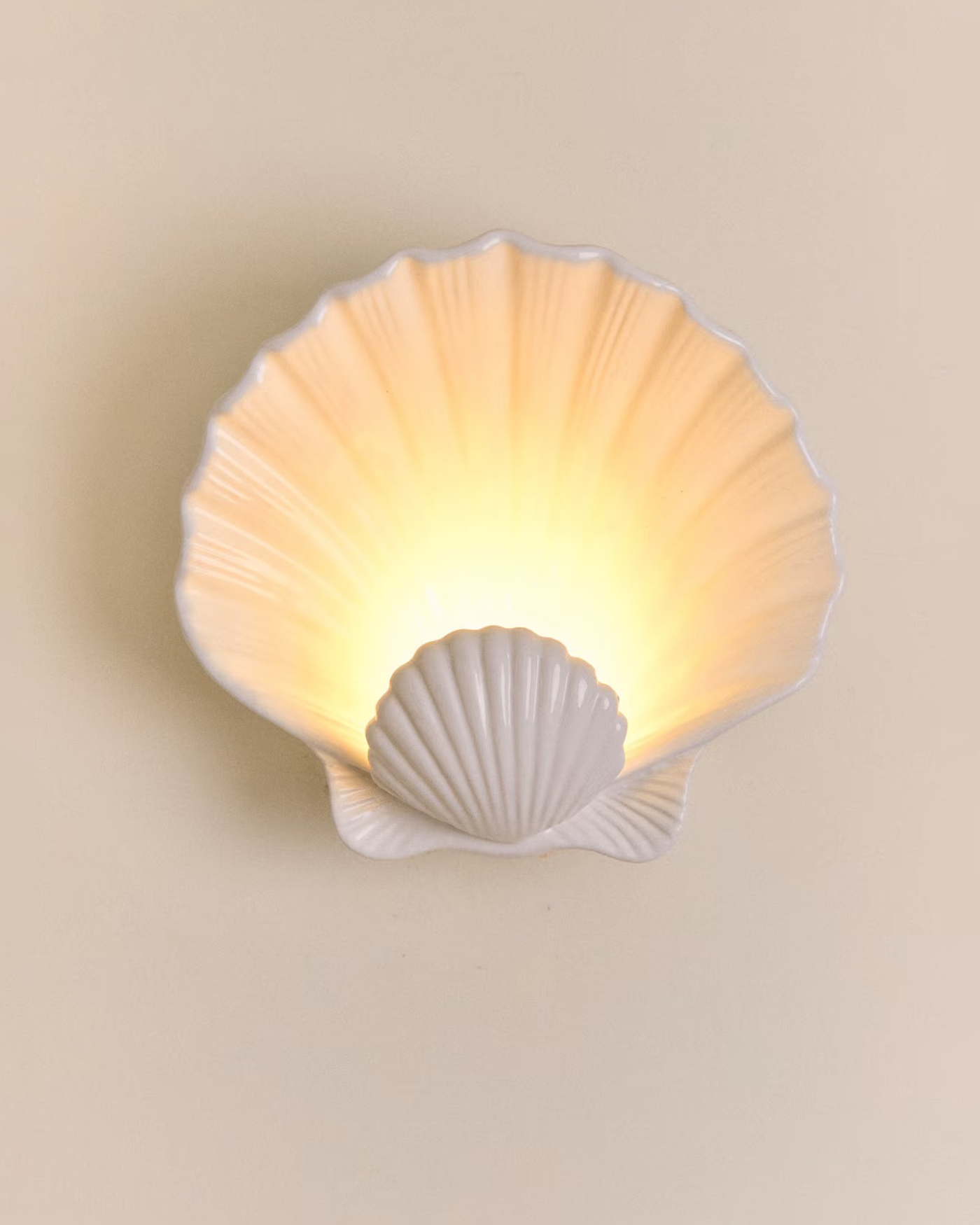 Pearl Tide Wall Light