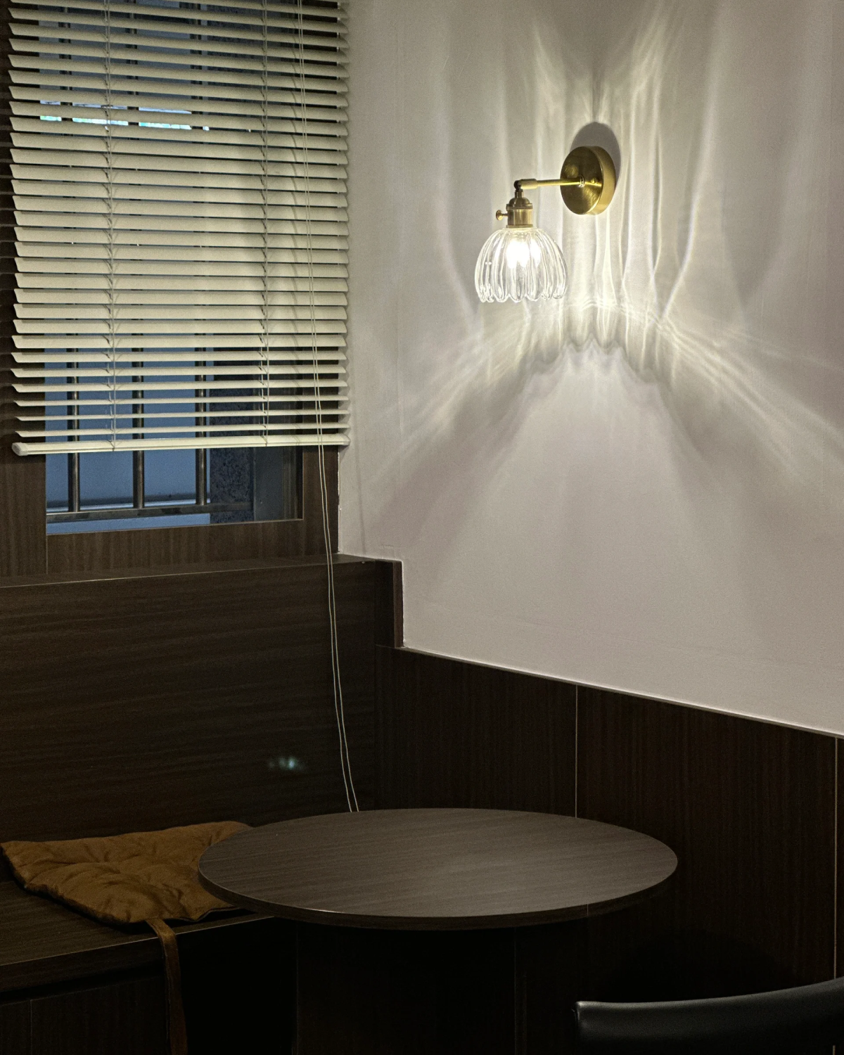 Petal Bud Glass Wall Sconce