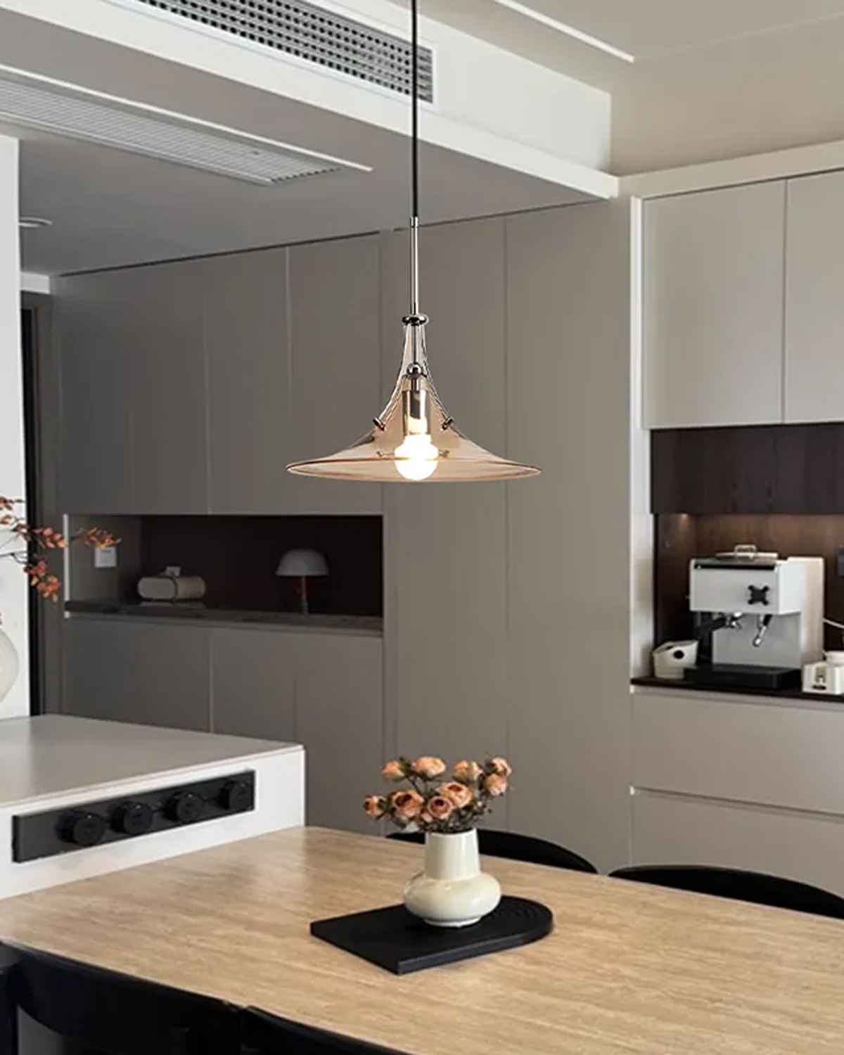 Petal Glow Pendant Light