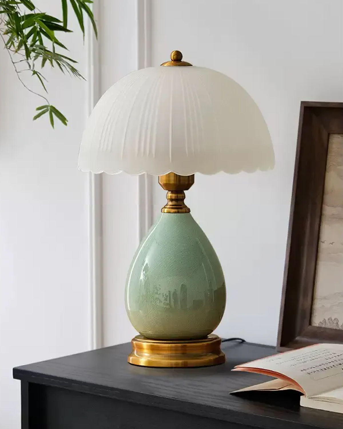 Petaline Table Lamp