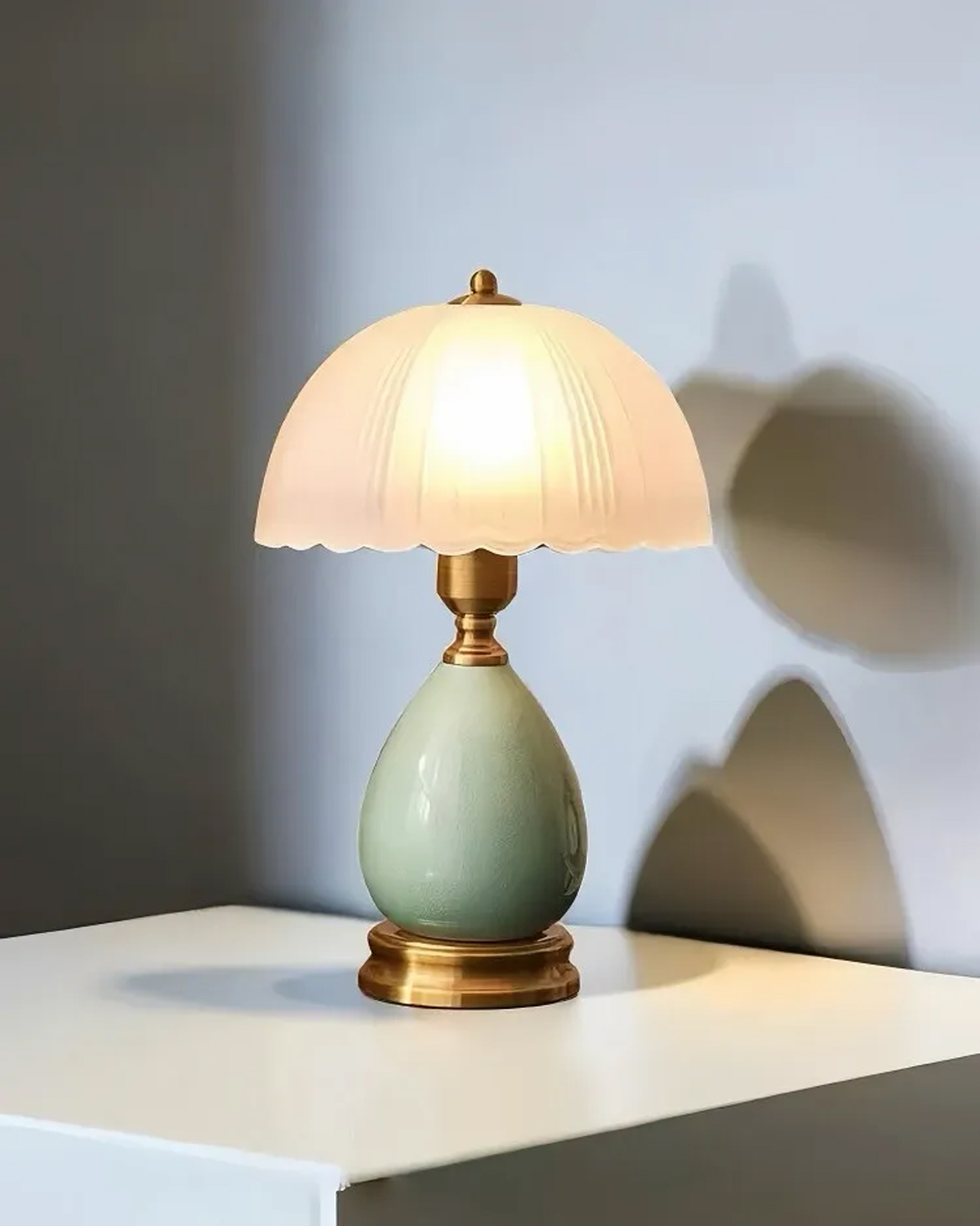 Petaline Table Lamp