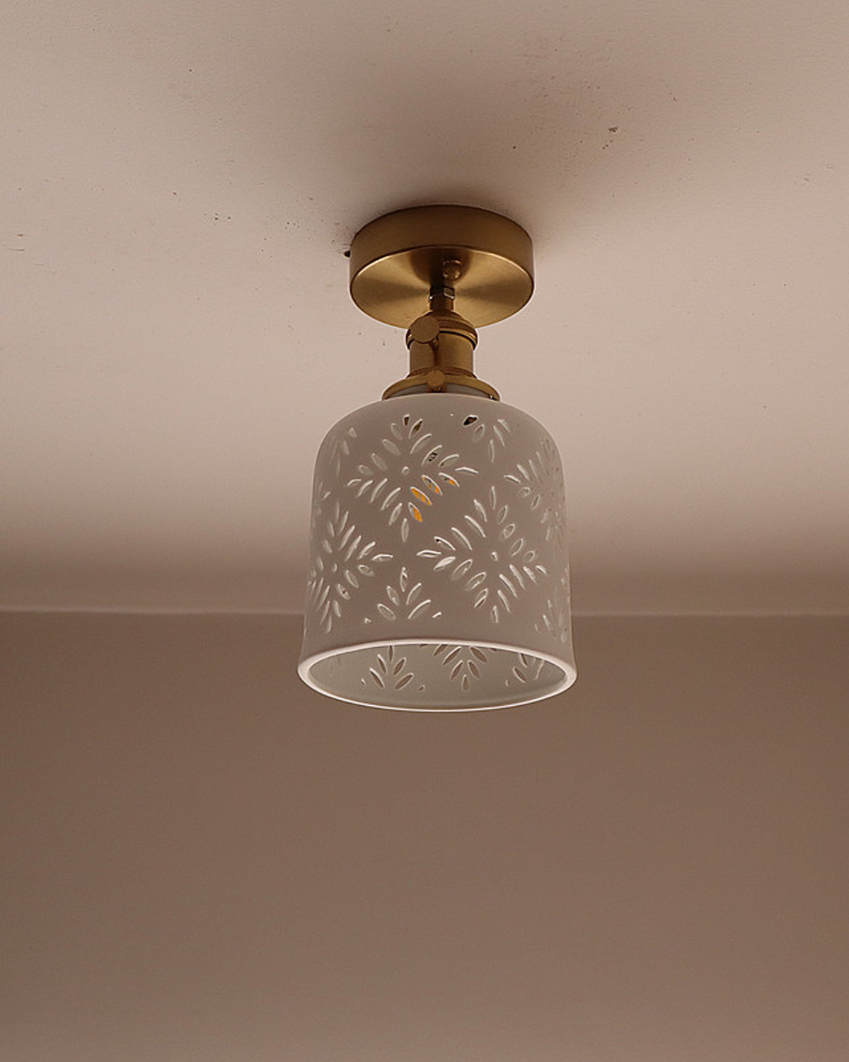 Petalwork Ceramic Ceiling Light