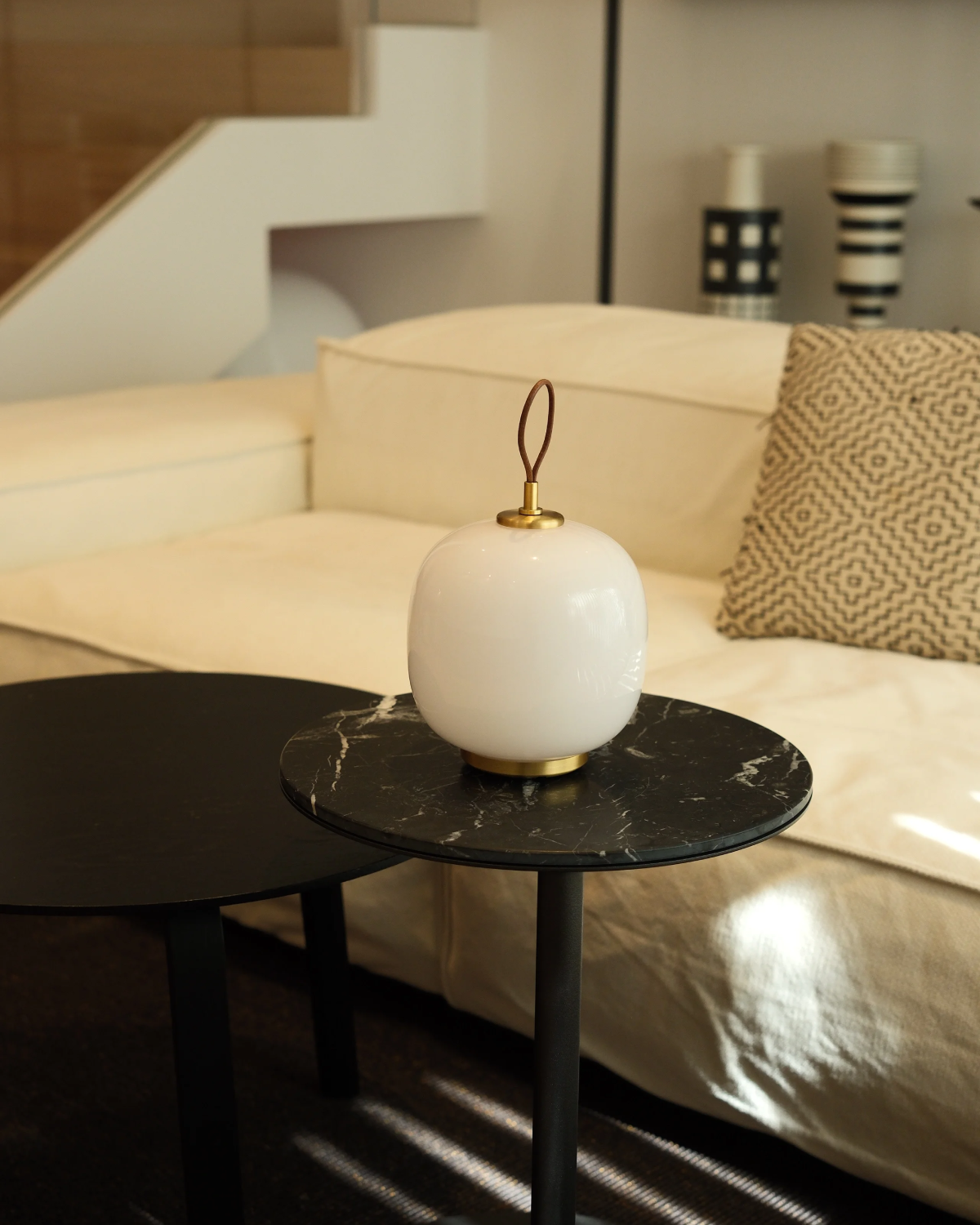 Petit Loop Rechargeable Table Lamp
