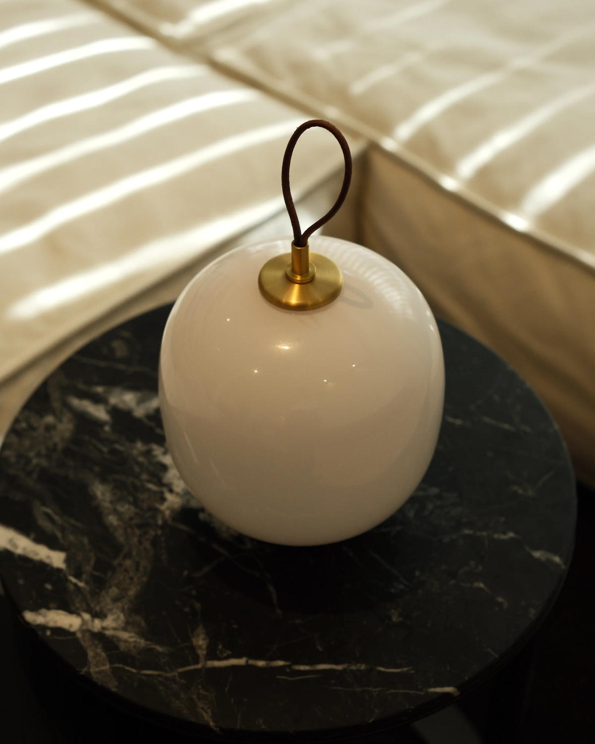 Petit Loop Rechargeable Table Lamp