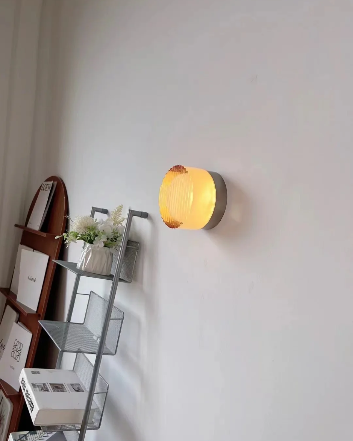 Pico Glow Glass Wall Light