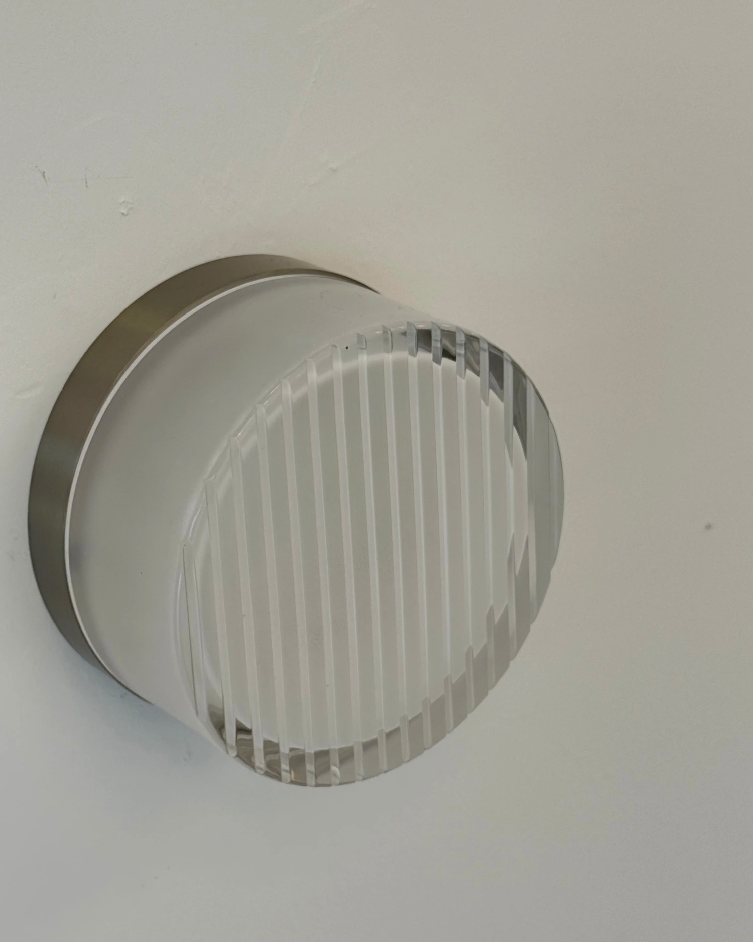 Pico Glow Glass Wall Light