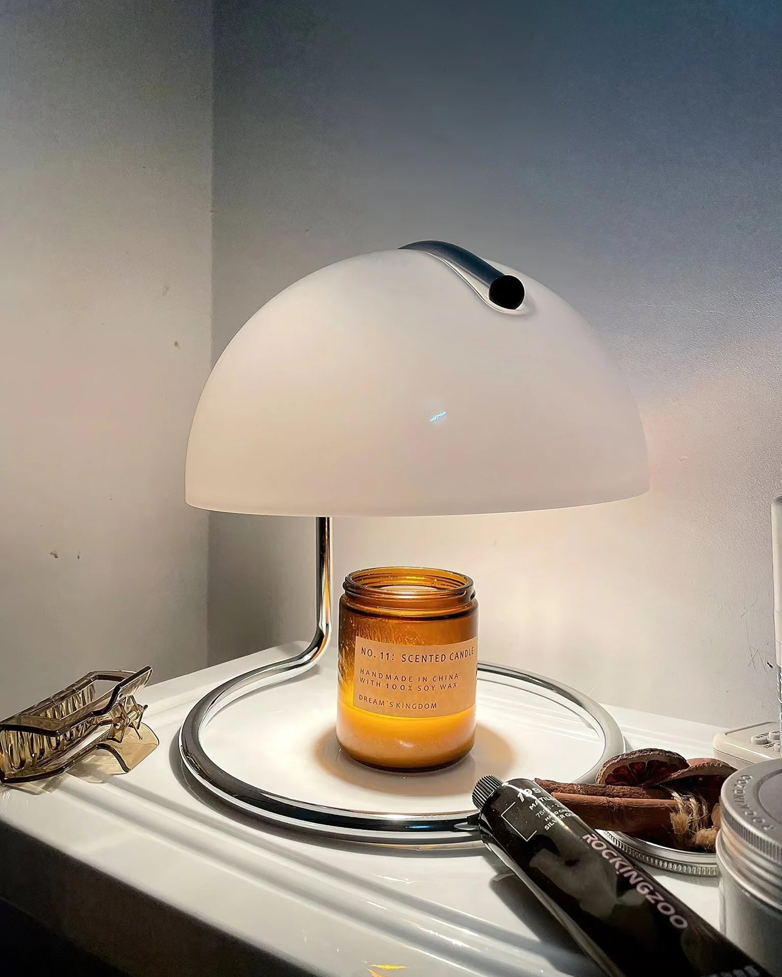 Pierre Table Lamp