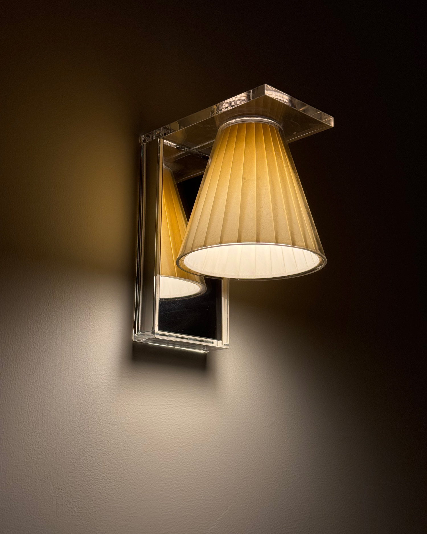 Pleated Glow Wall Sconce