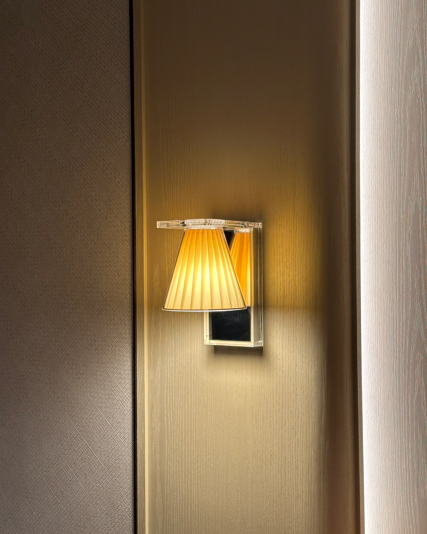 Pleated Glow Wall Sconce