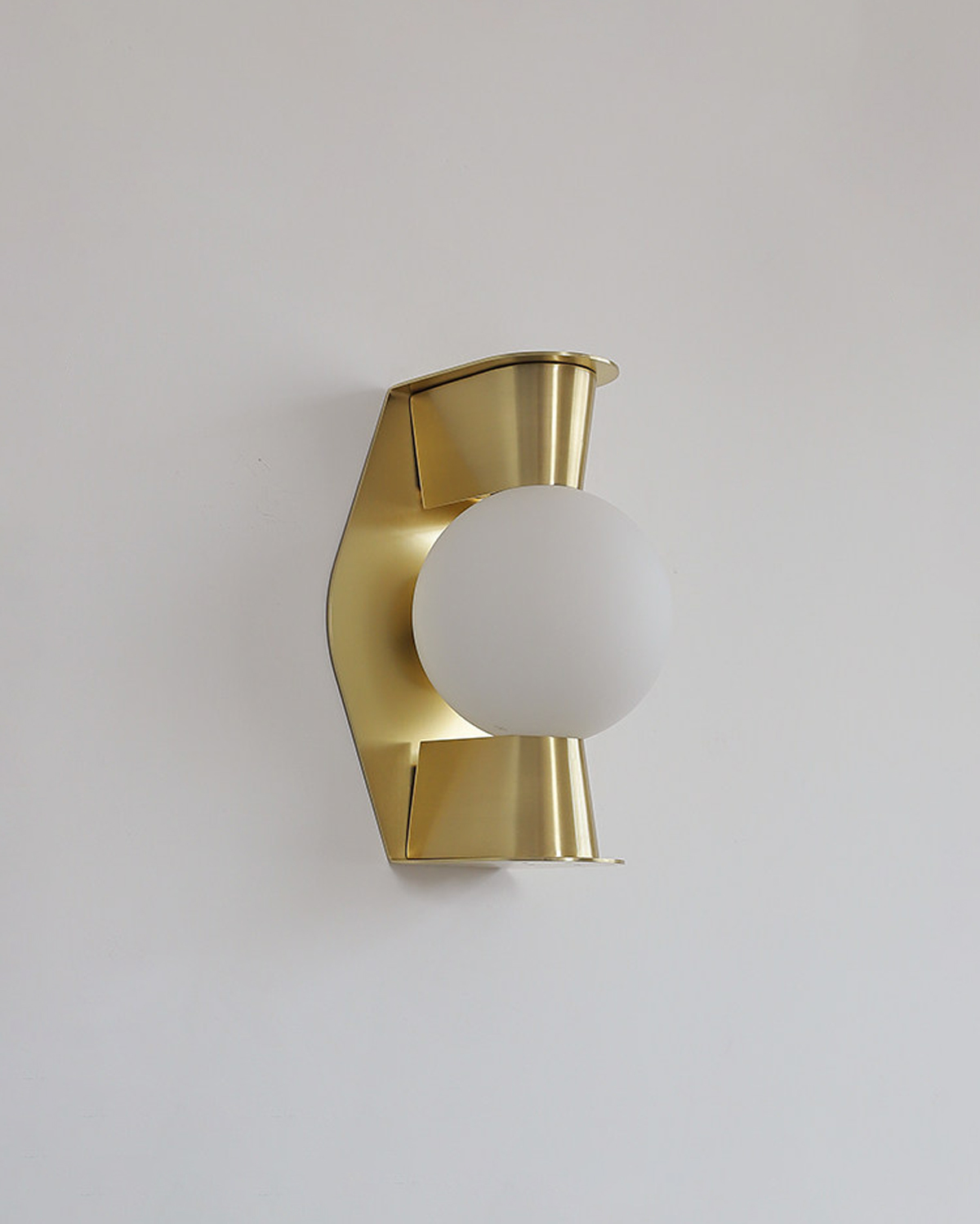 Poise Glass Wall Sconce