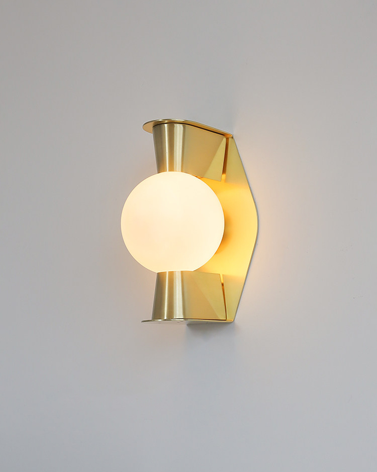 Poise Glass Wall Sconce