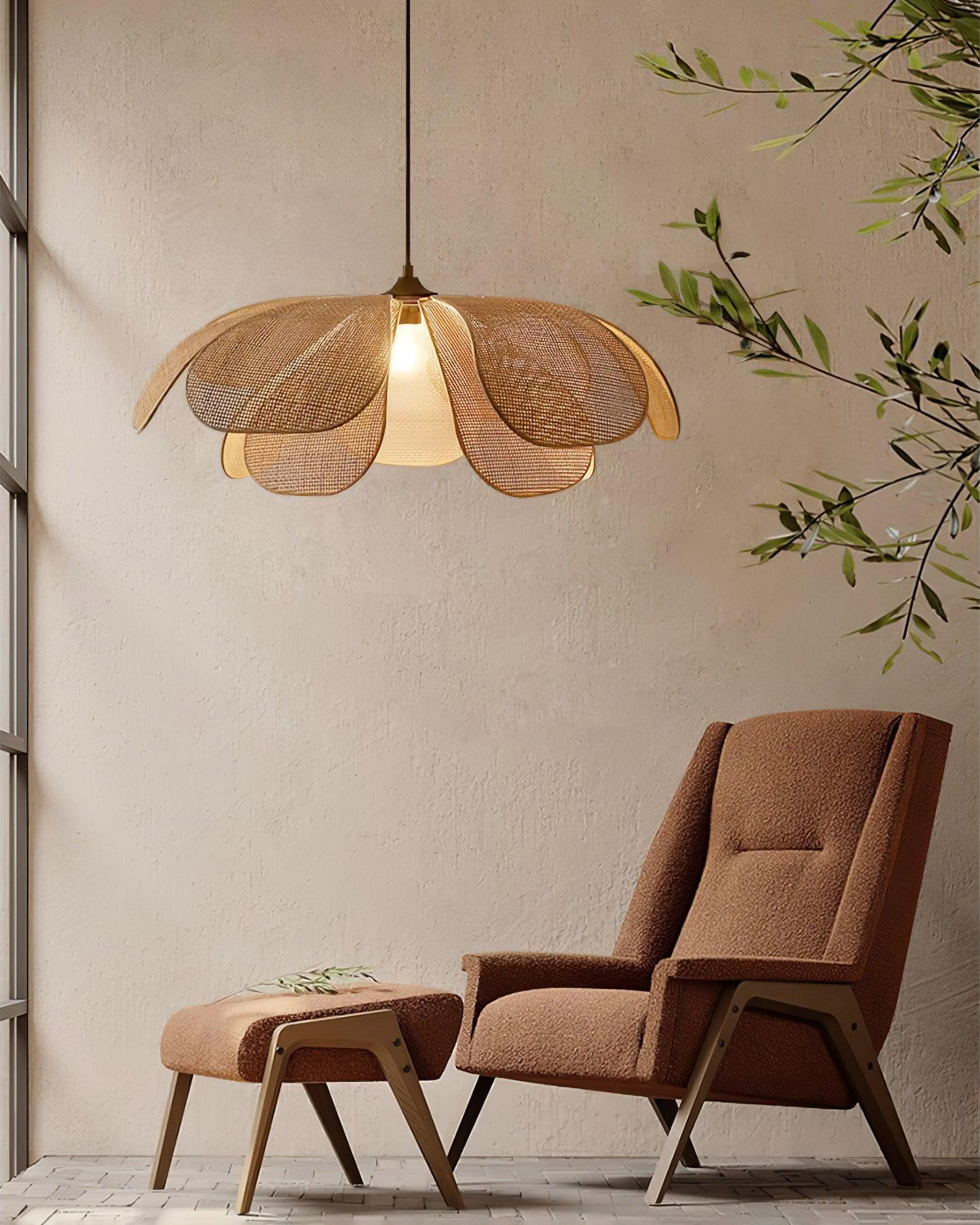 Rattan Petal Pendant Lamp