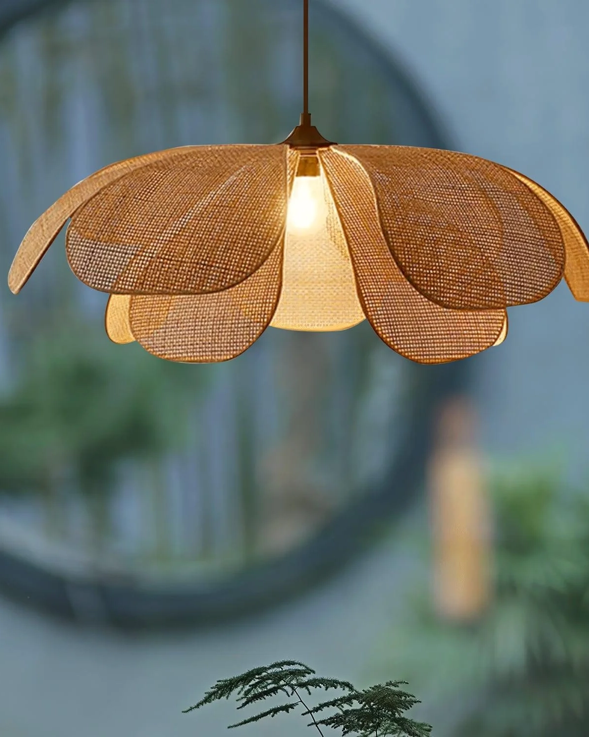 Rattan Petal Pendant Lamp