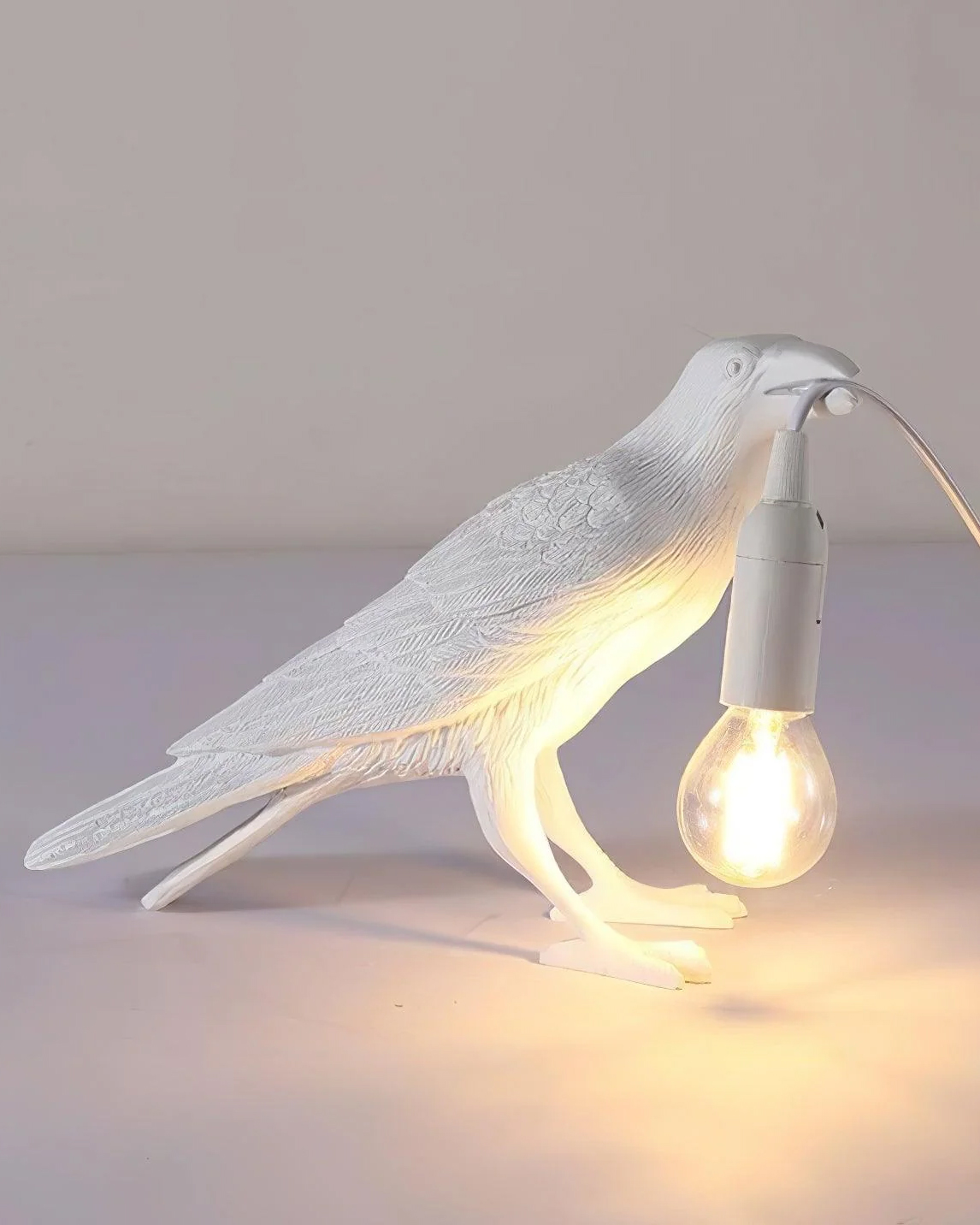 Raven Resin Table Lamp