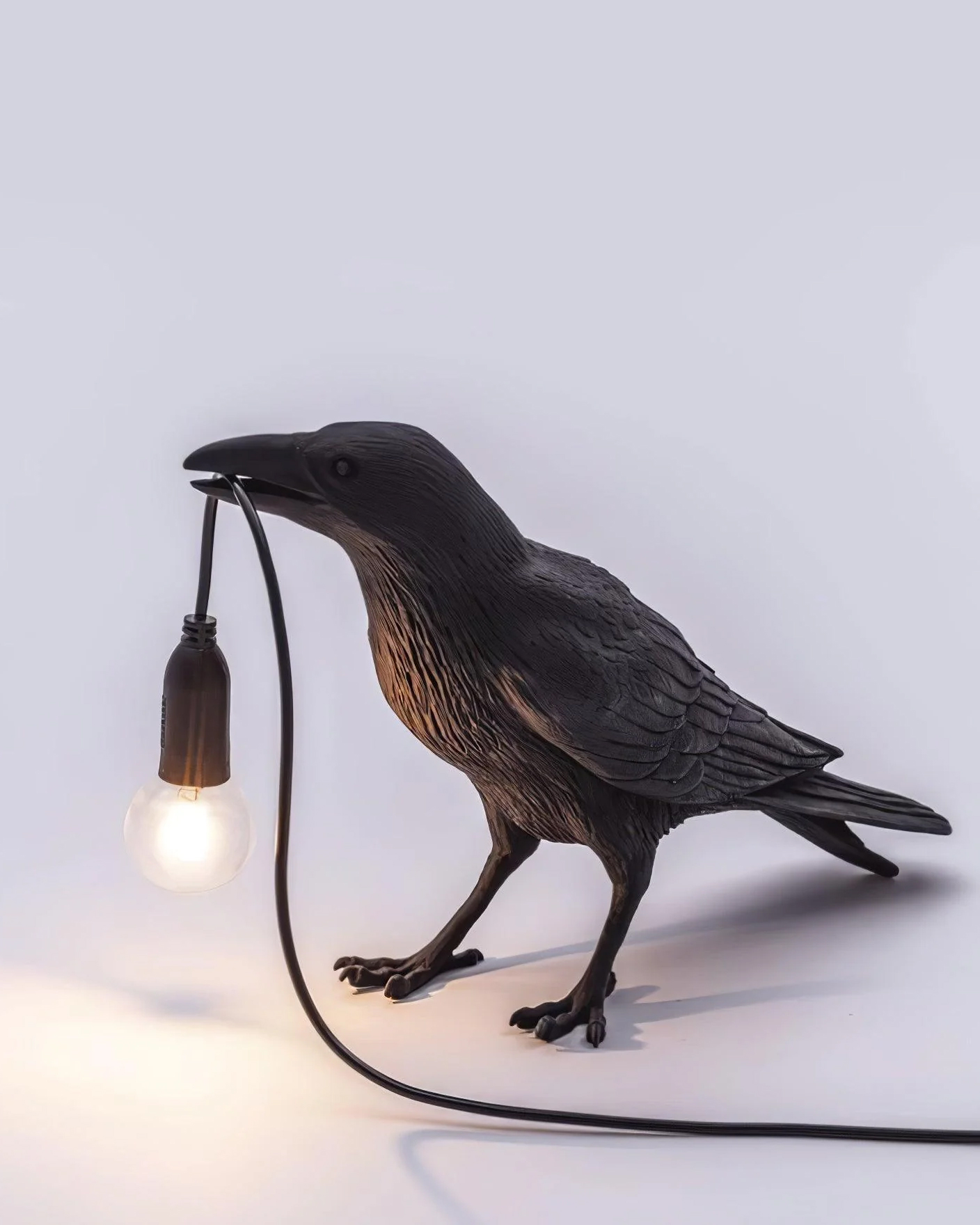 Raven Resin Table Lamp