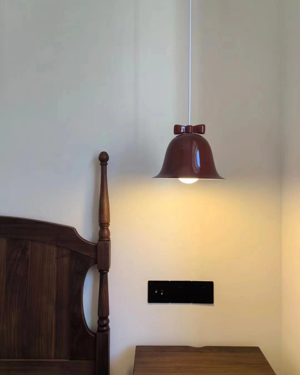 Ribbon Bell Pendant Lamp