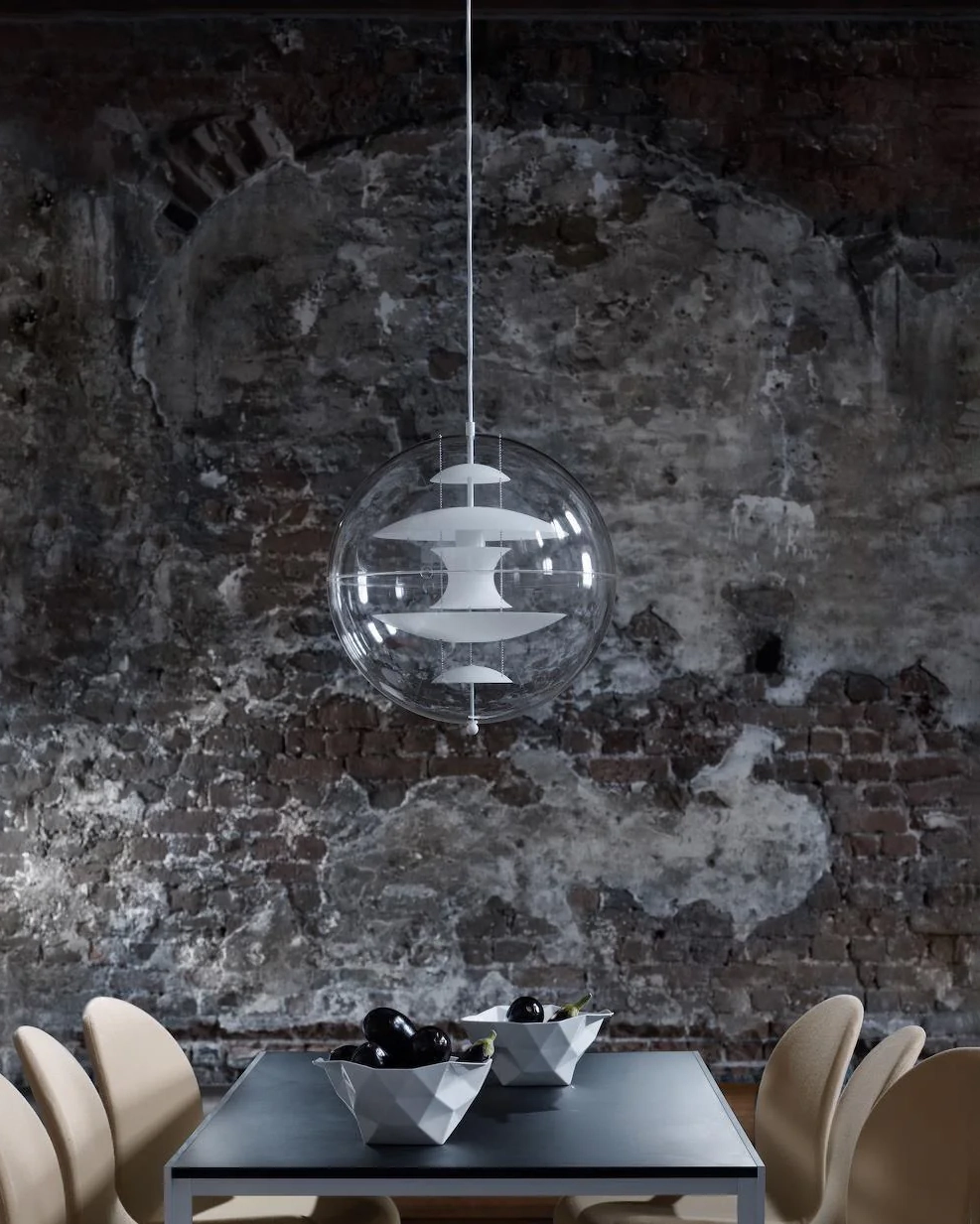 Round Sphere Pendant Lamp